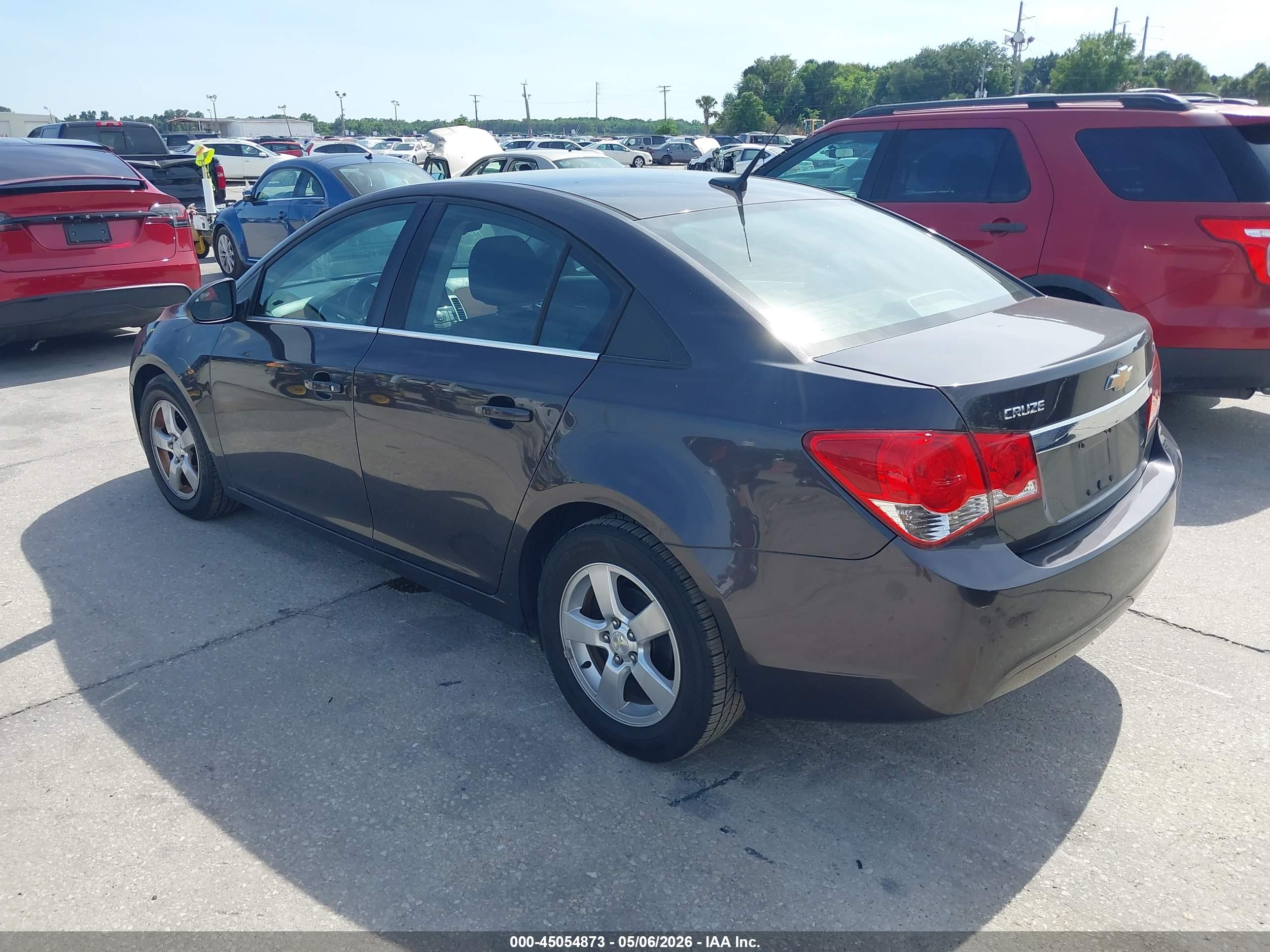 CHEVROLET CRUZE image 3