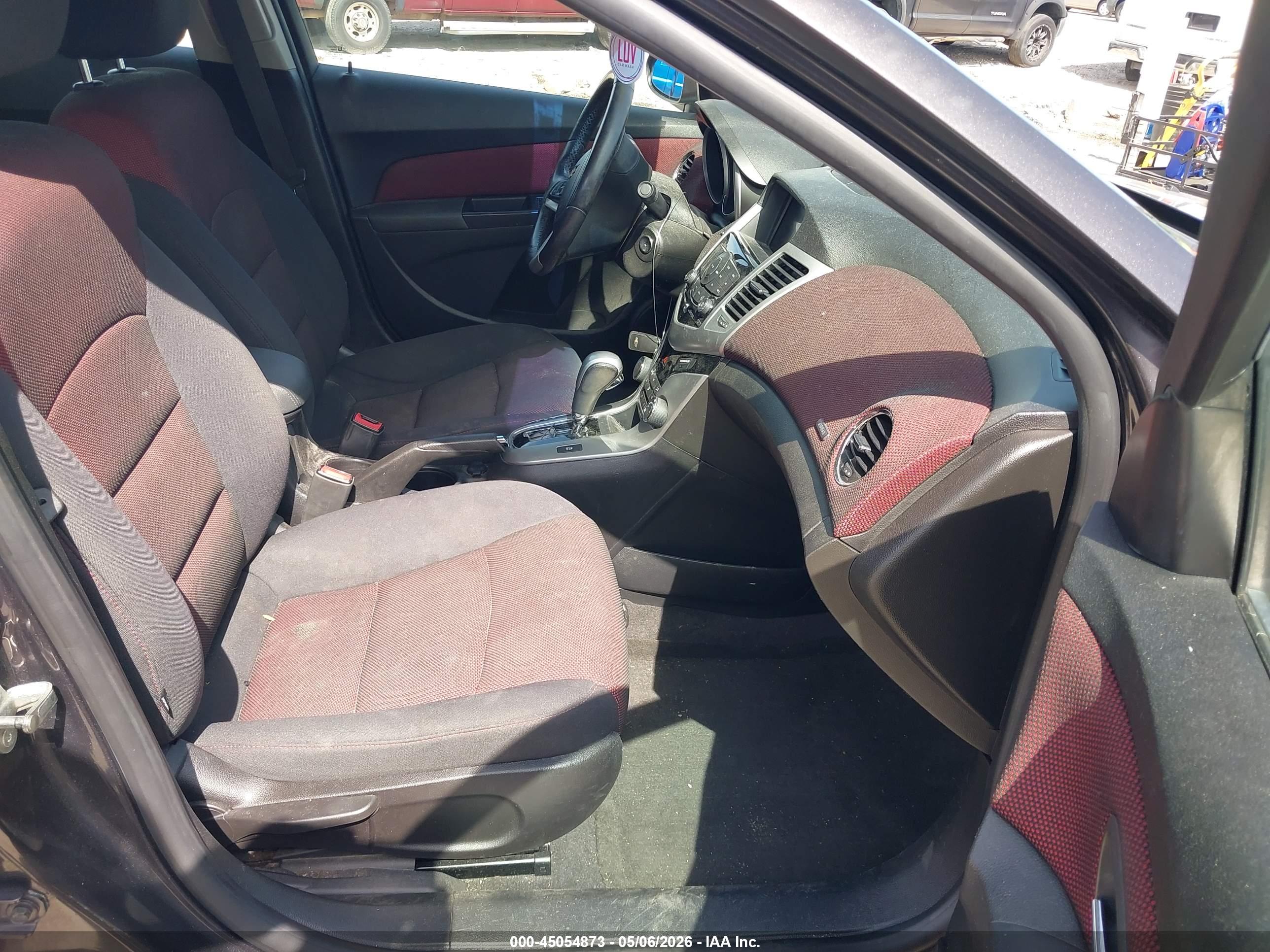 CHEVROLET CRUZE image 5