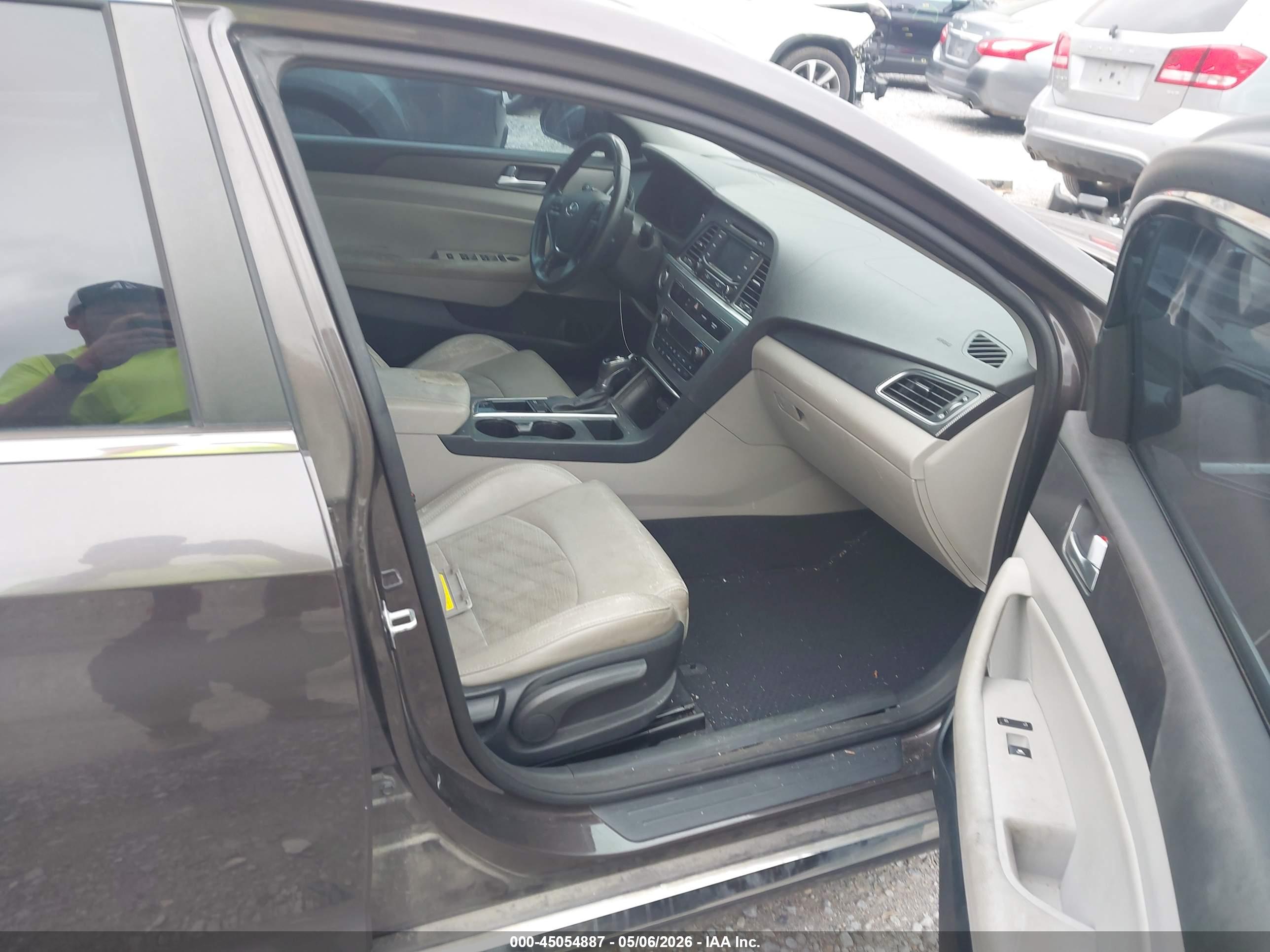 HYUNDAI SONATA image 5