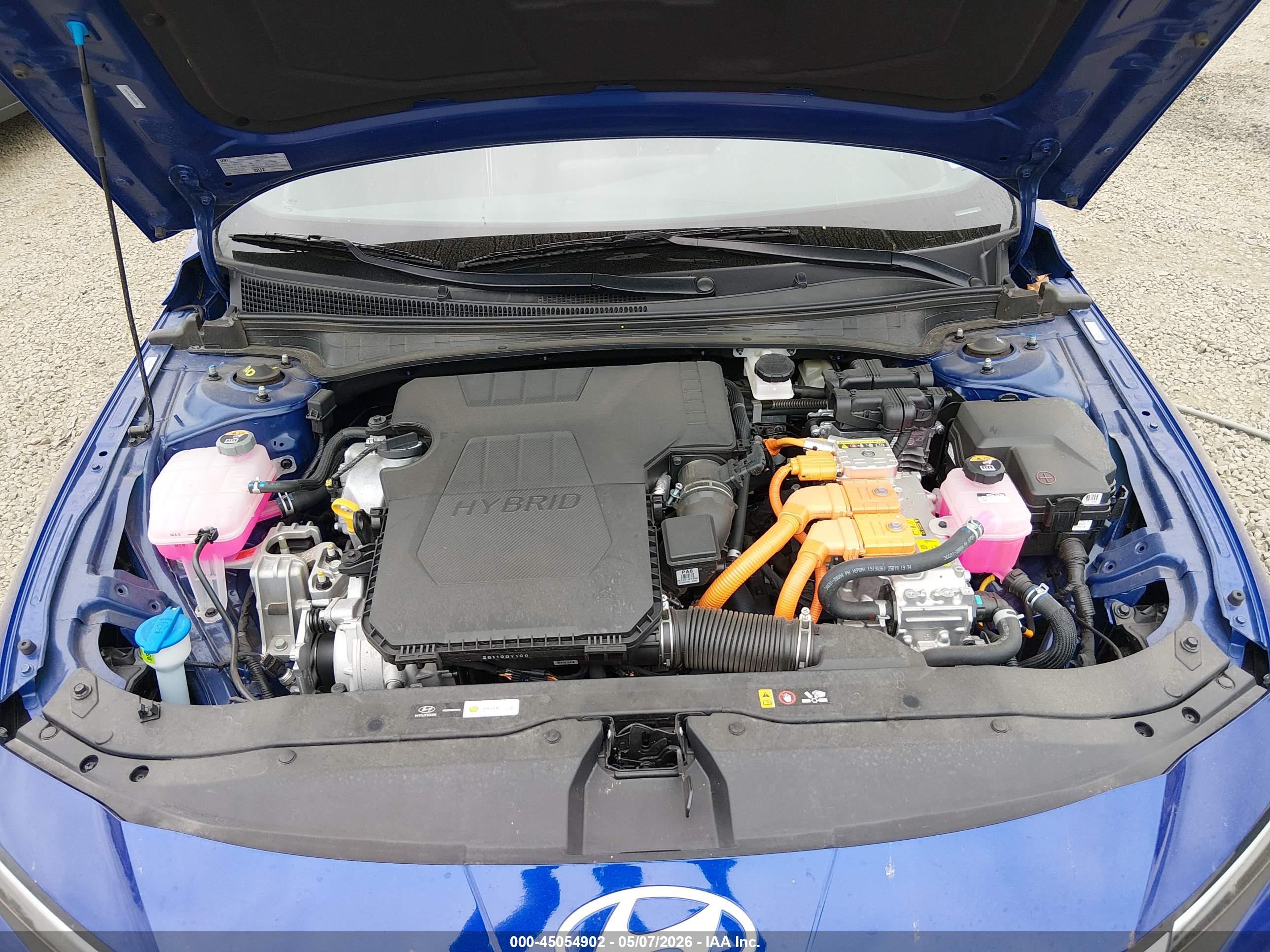 HYUNDAI ELANTRA image 10