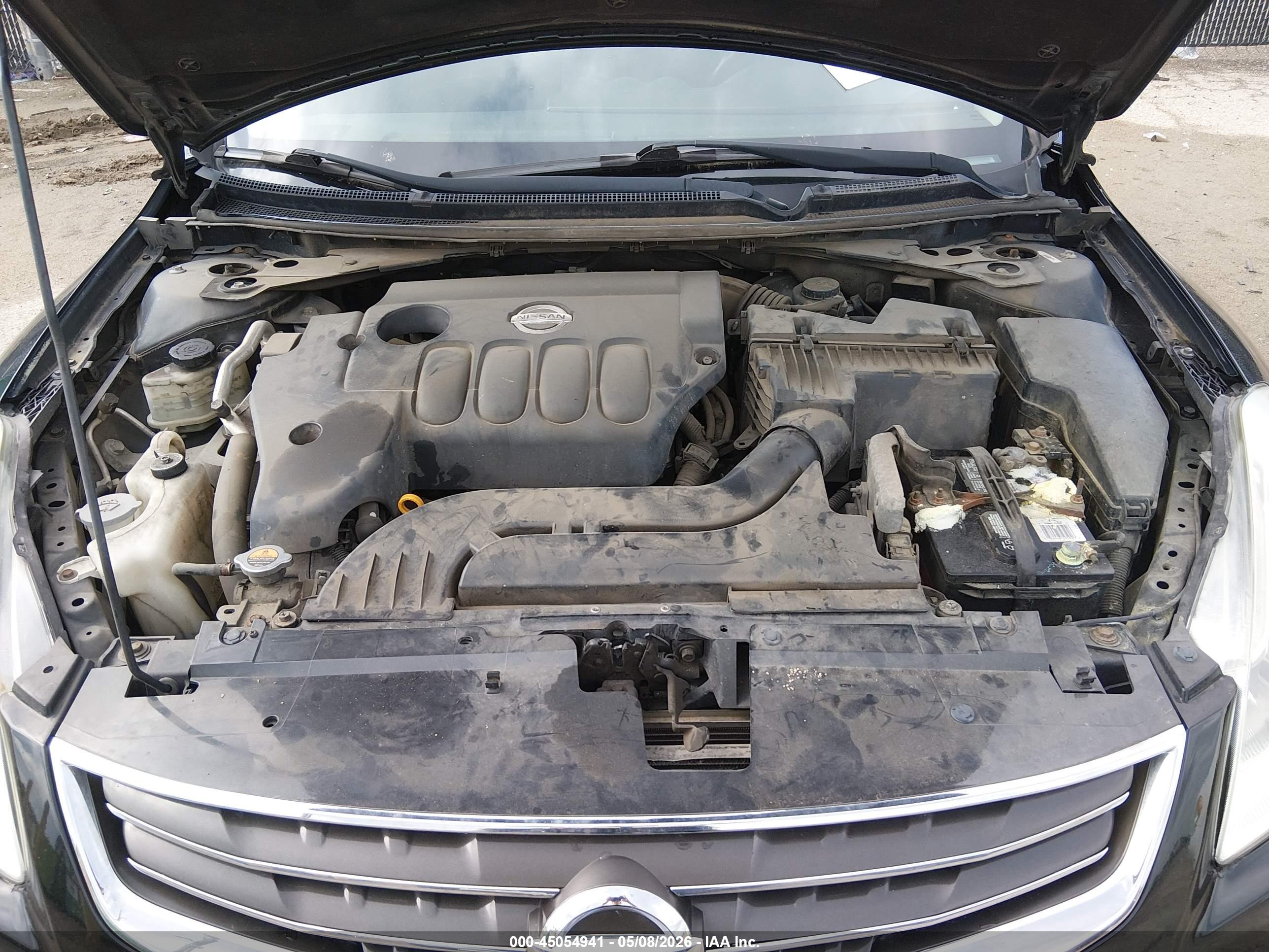 NISSAN ALTIMA image 10