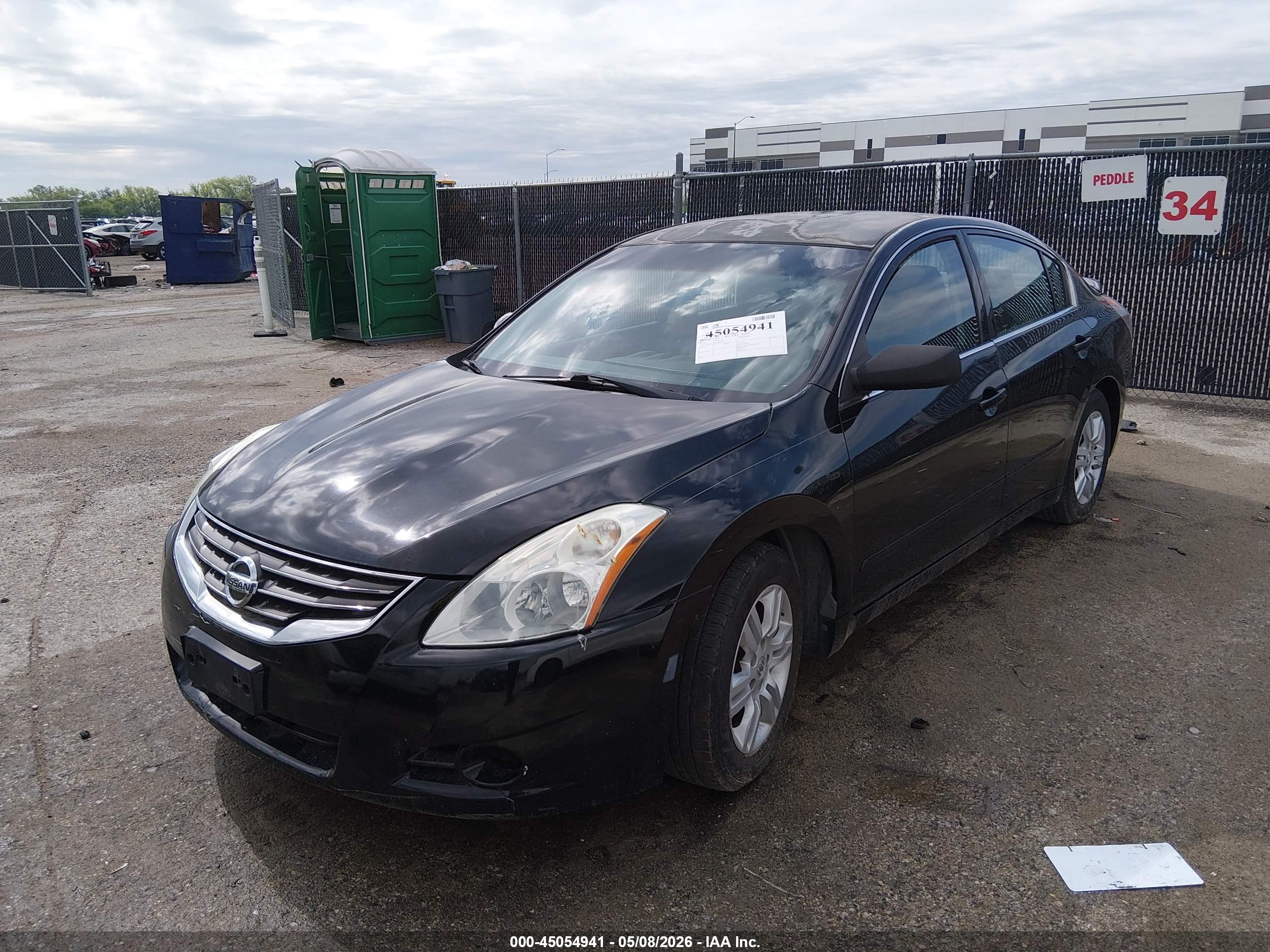 NISSAN ALTIMA image 2