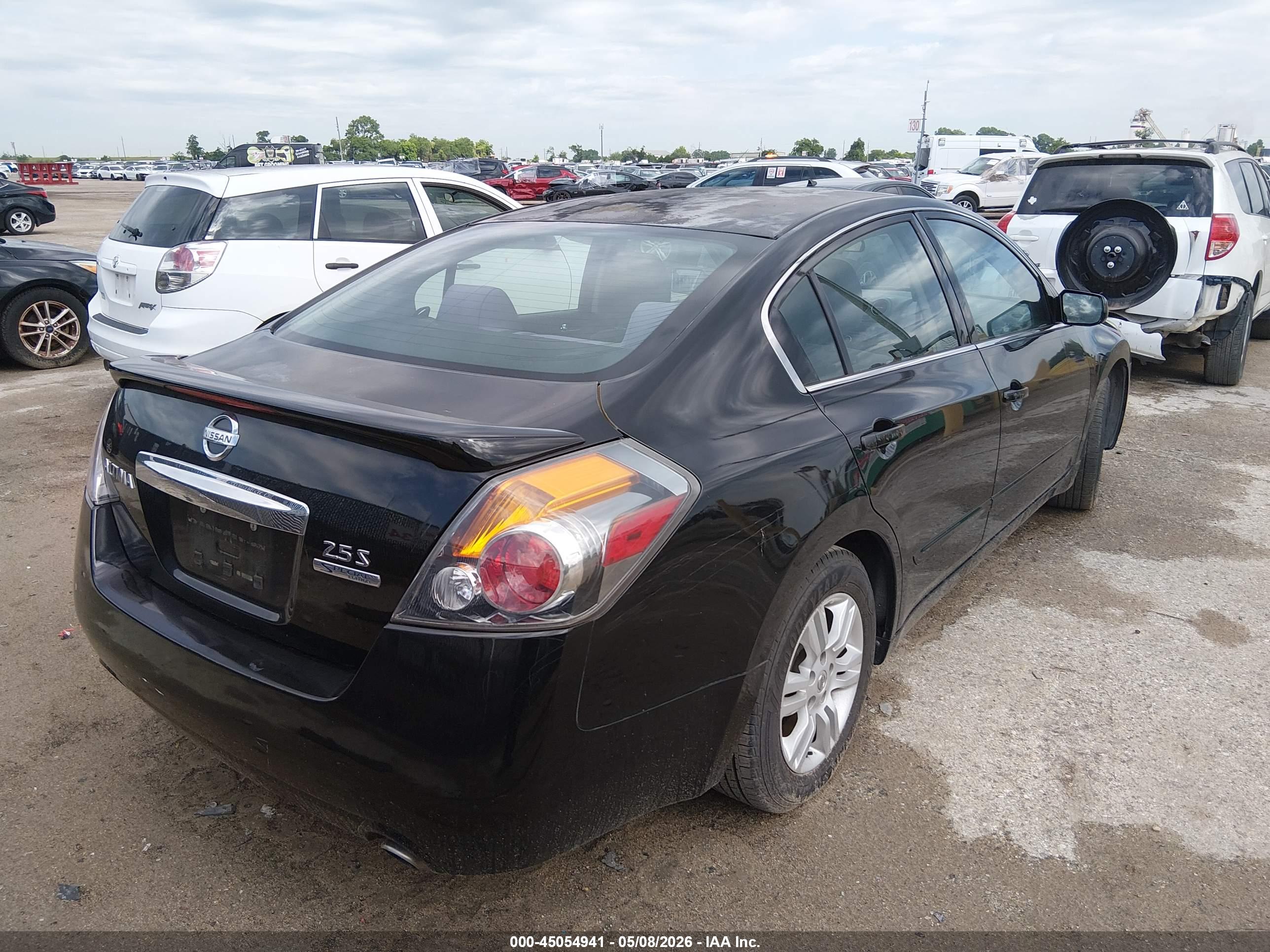 NISSAN ALTIMA image 4