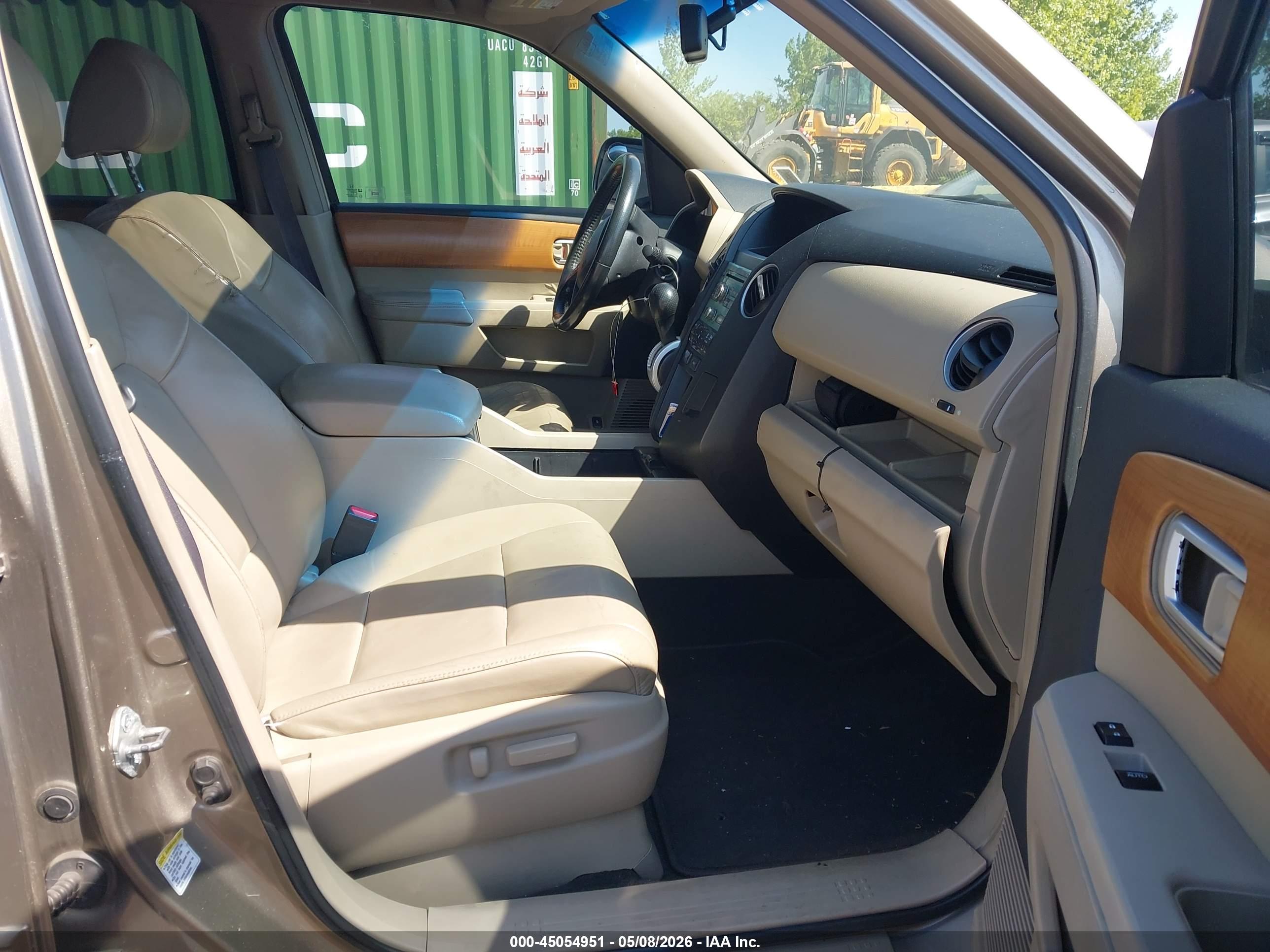 HONDA PILOT image 5