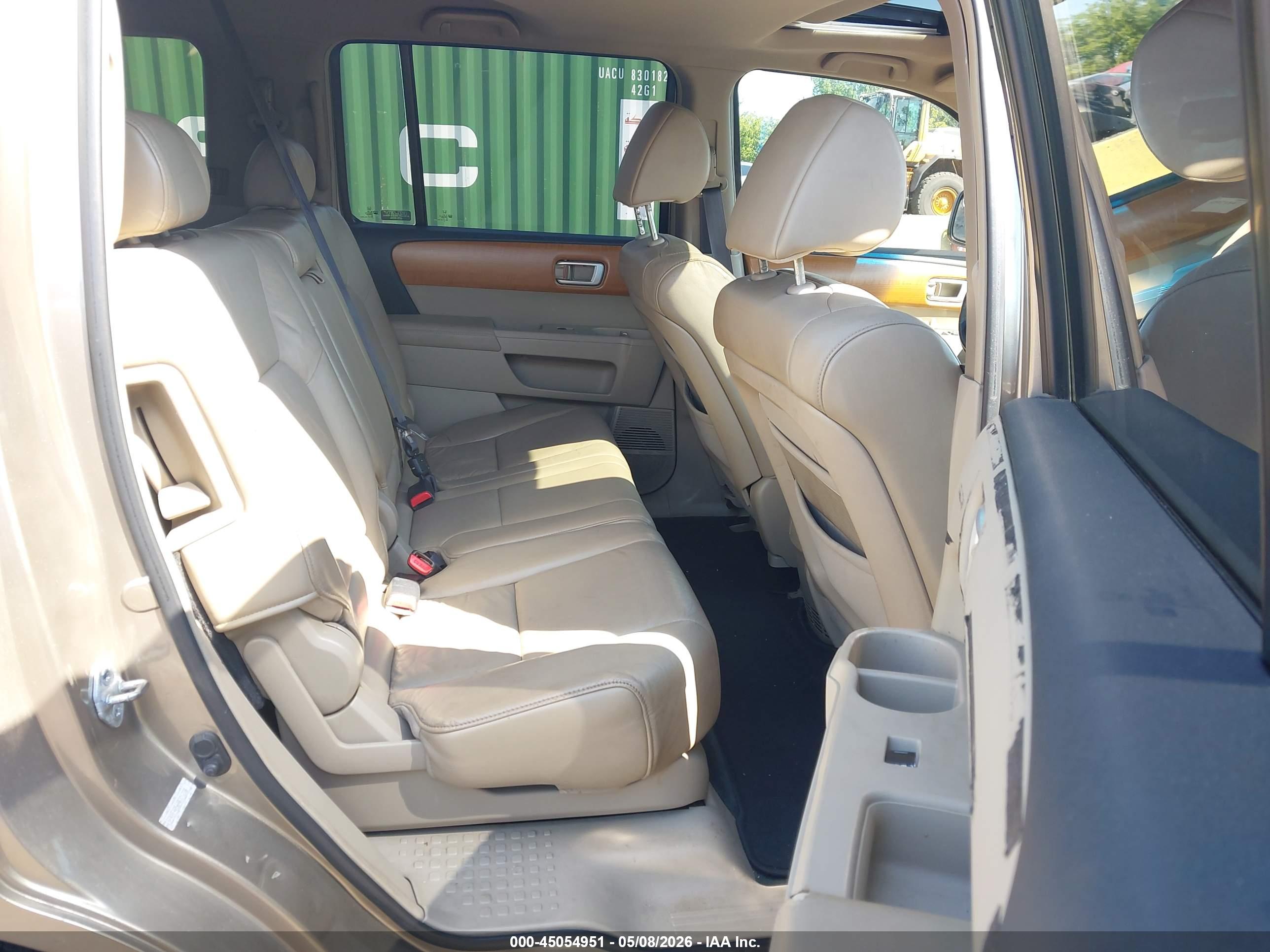HONDA PILOT image 8