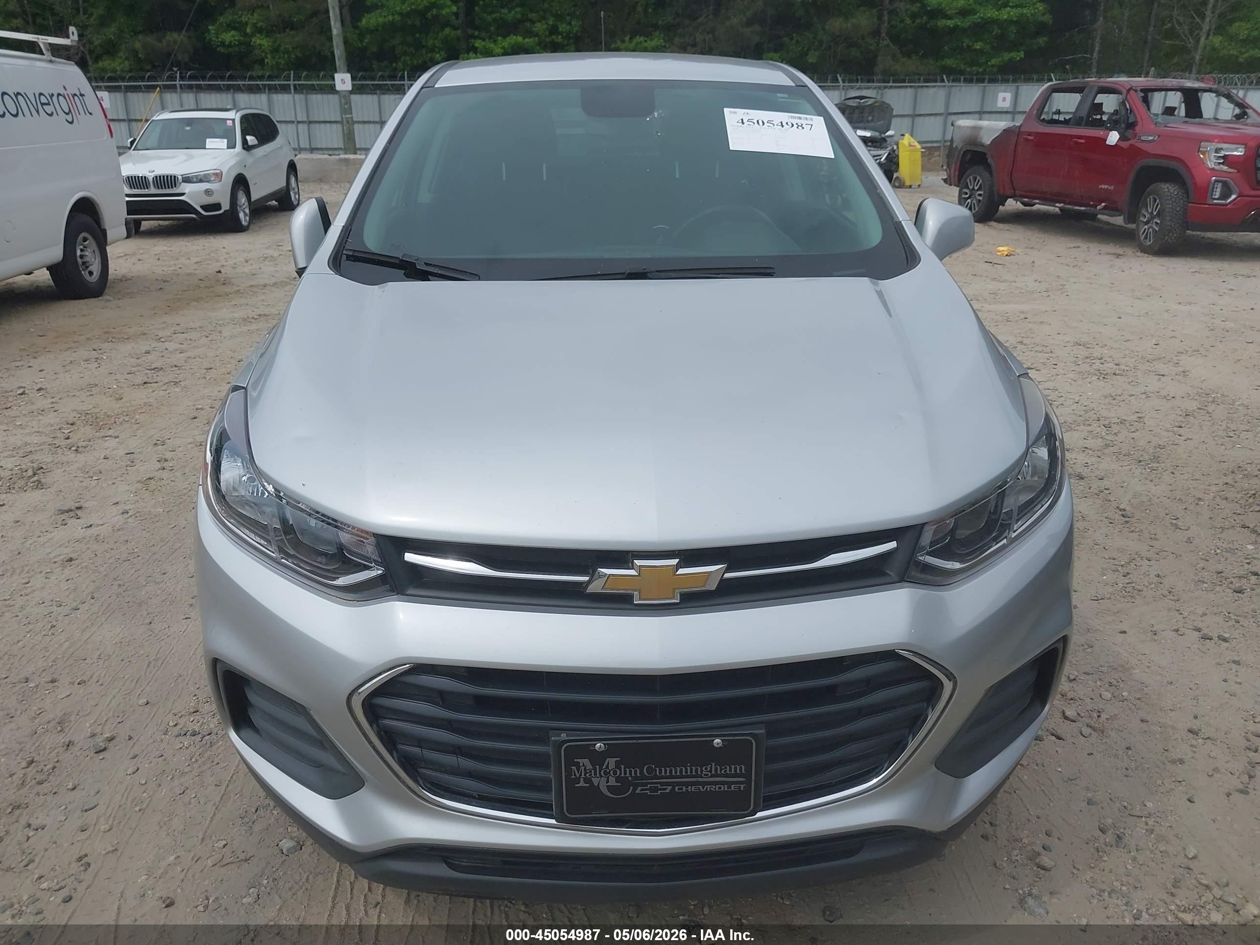 CHEVROLET TRAX image 6