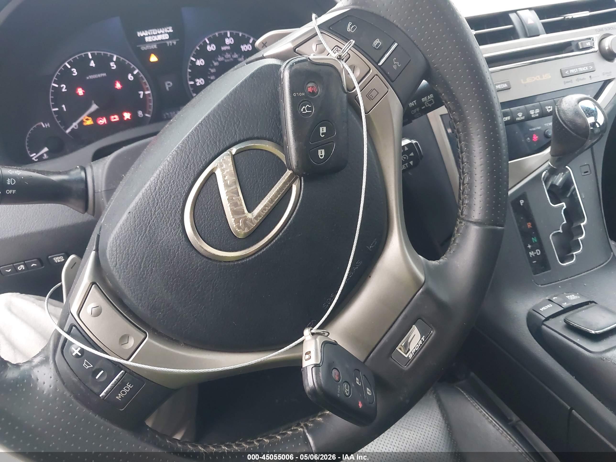 LEXUS RX image 11