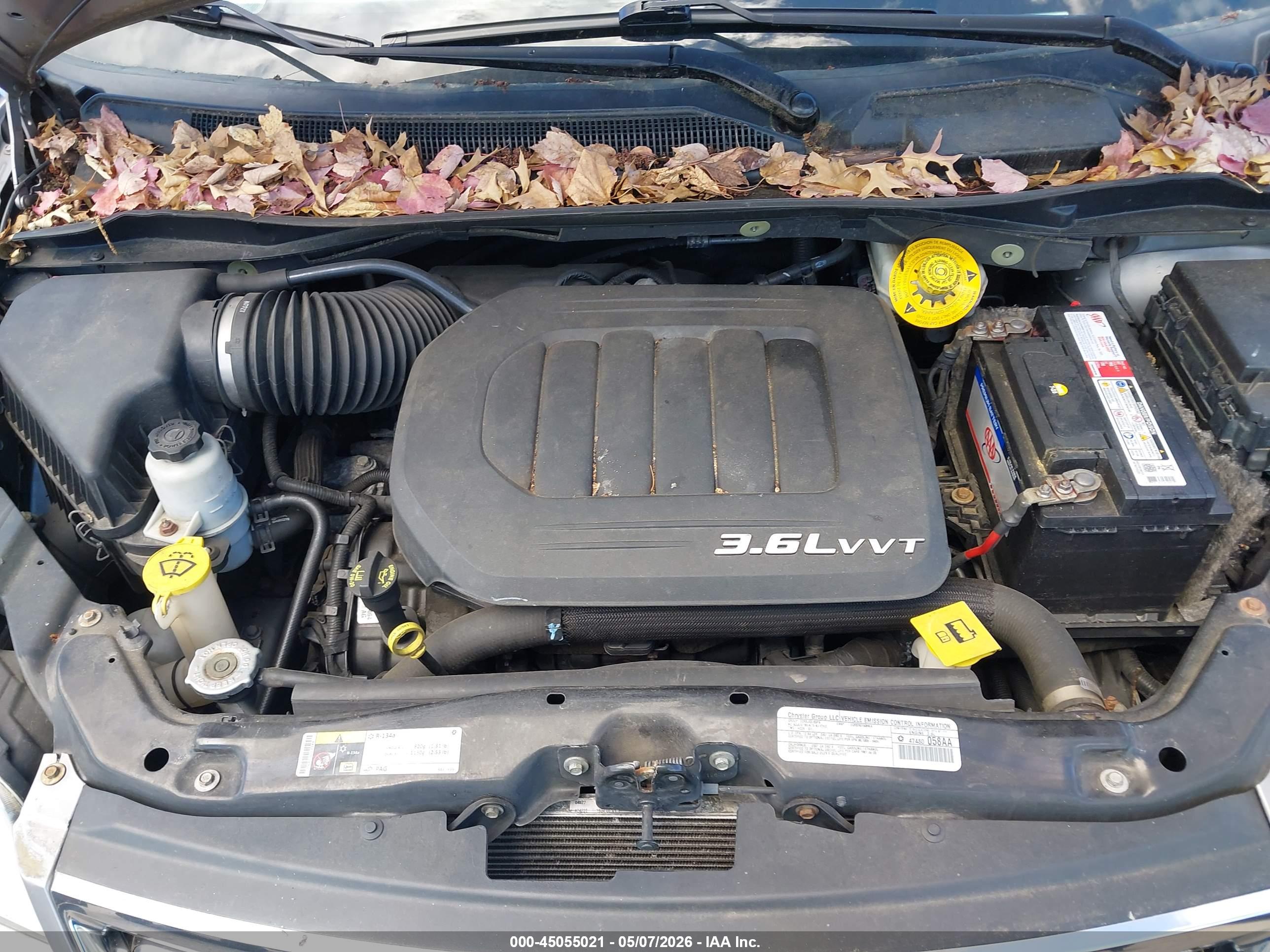CHRYSLER TOWN image 10