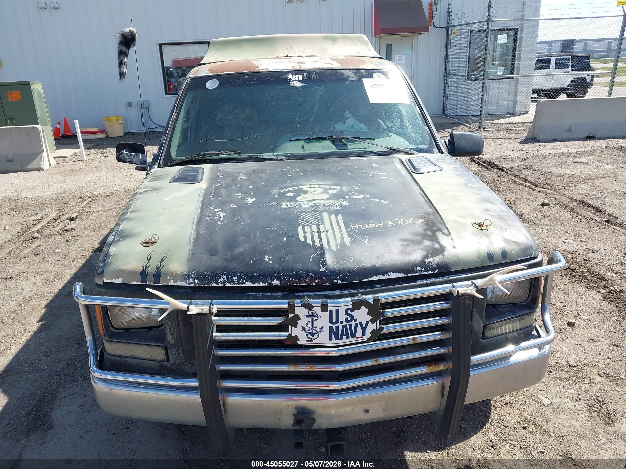 GMC SIERRA image 6