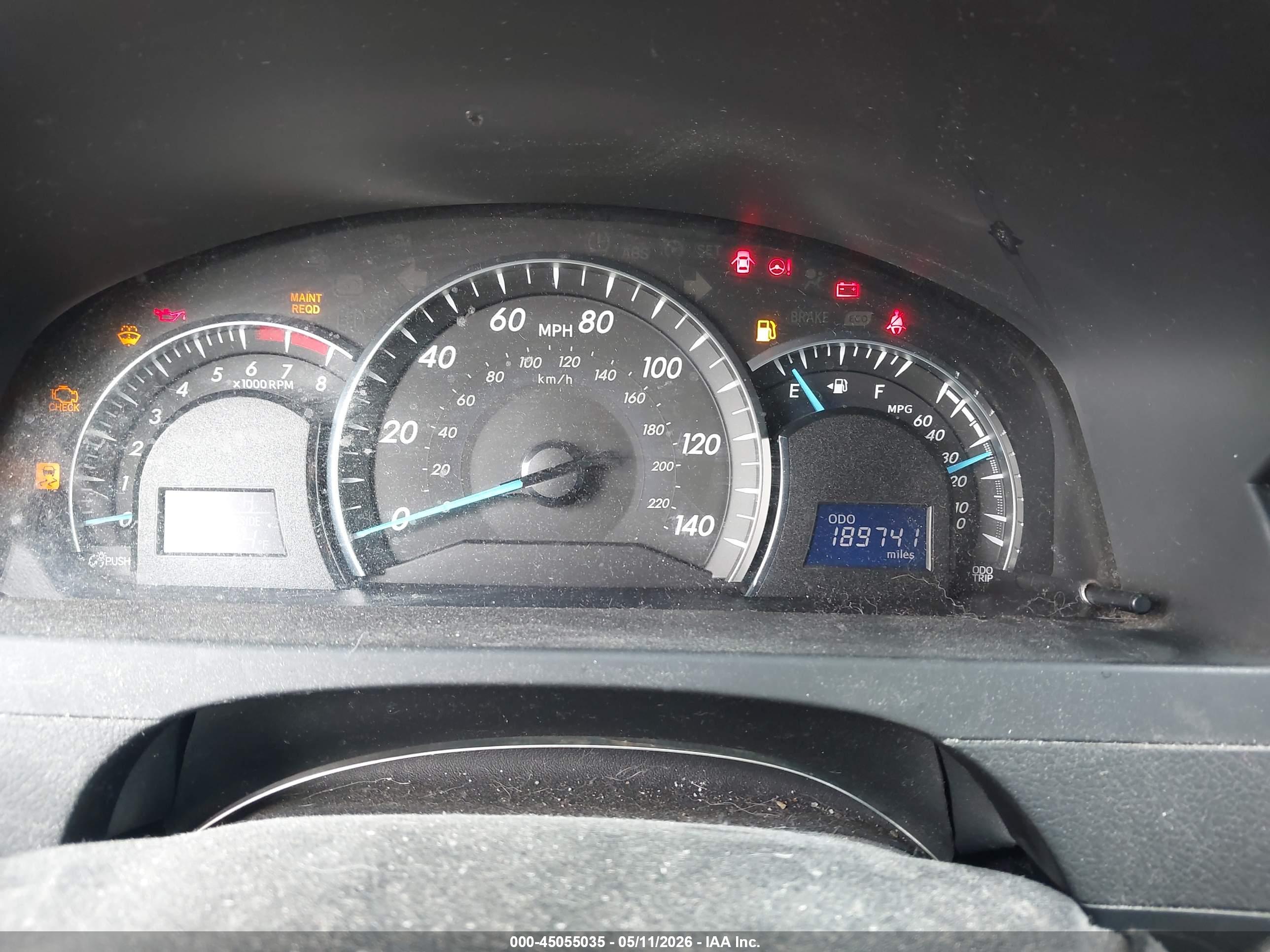 TOYOTA CAMRY image 7