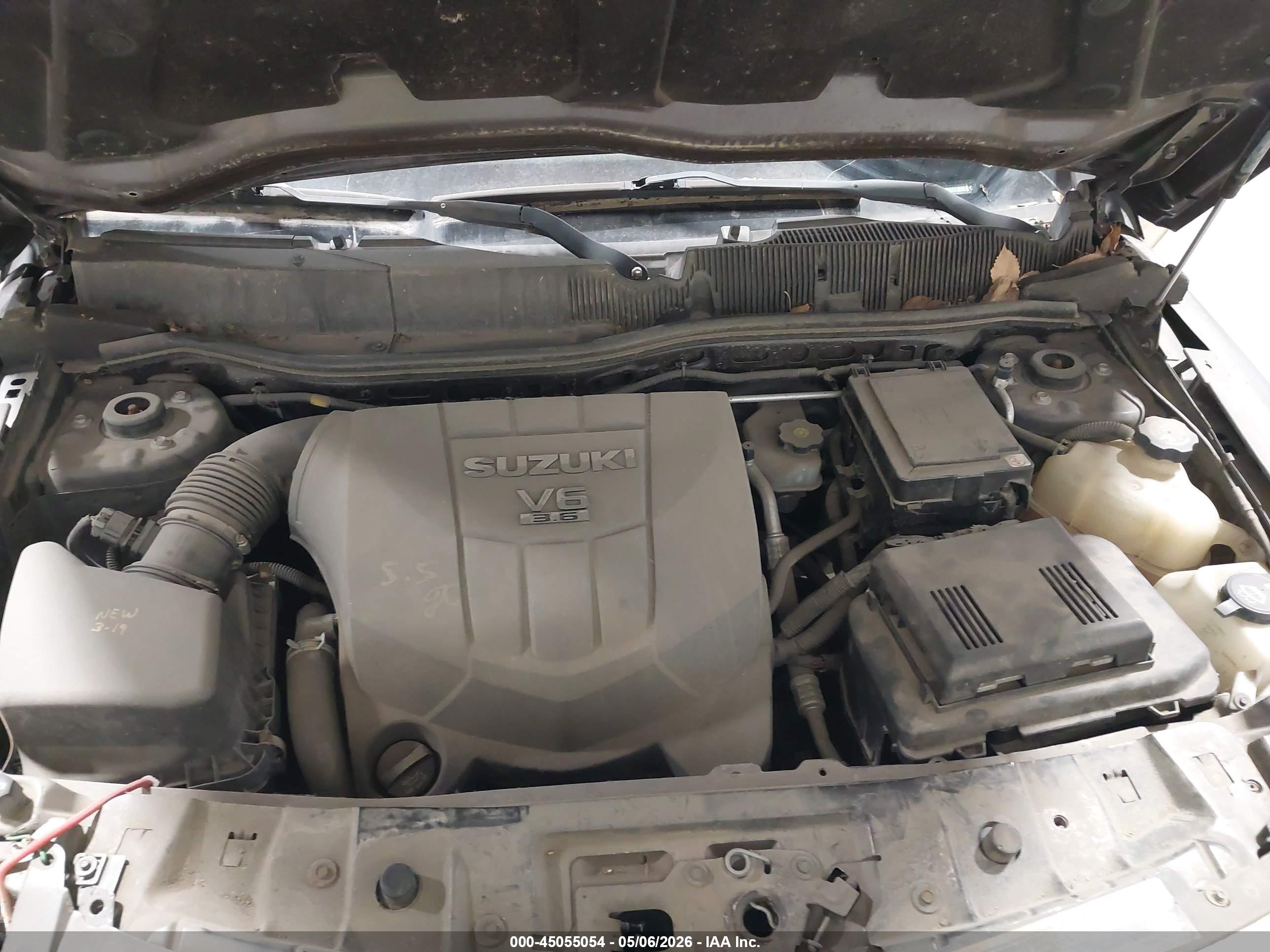 SUZUKI XL7 image 10