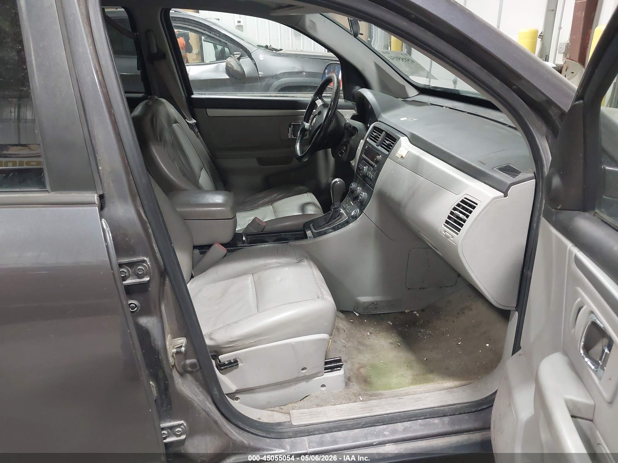 SUZUKI XL7 image 5