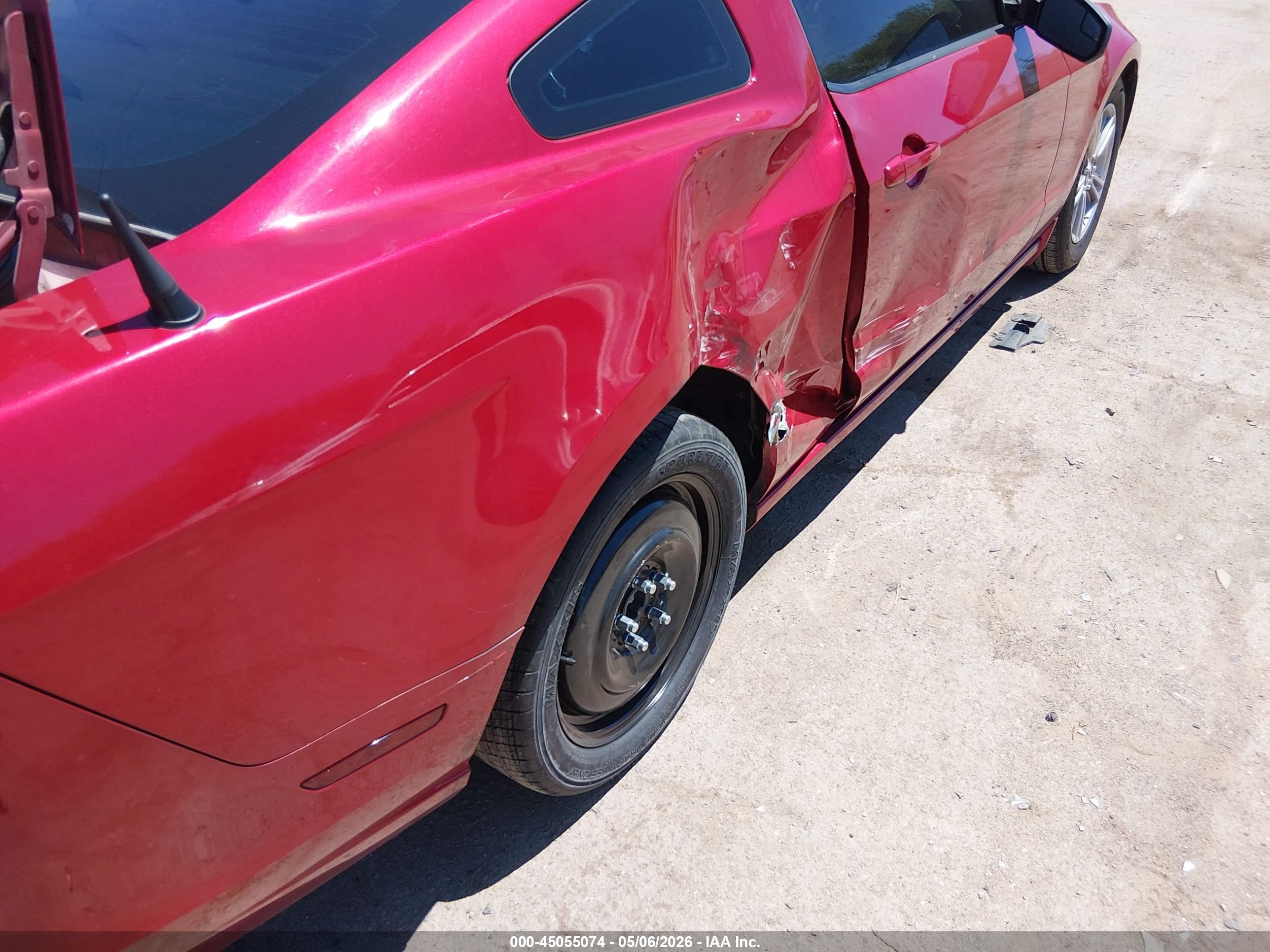 FORD MUSTANG image 6