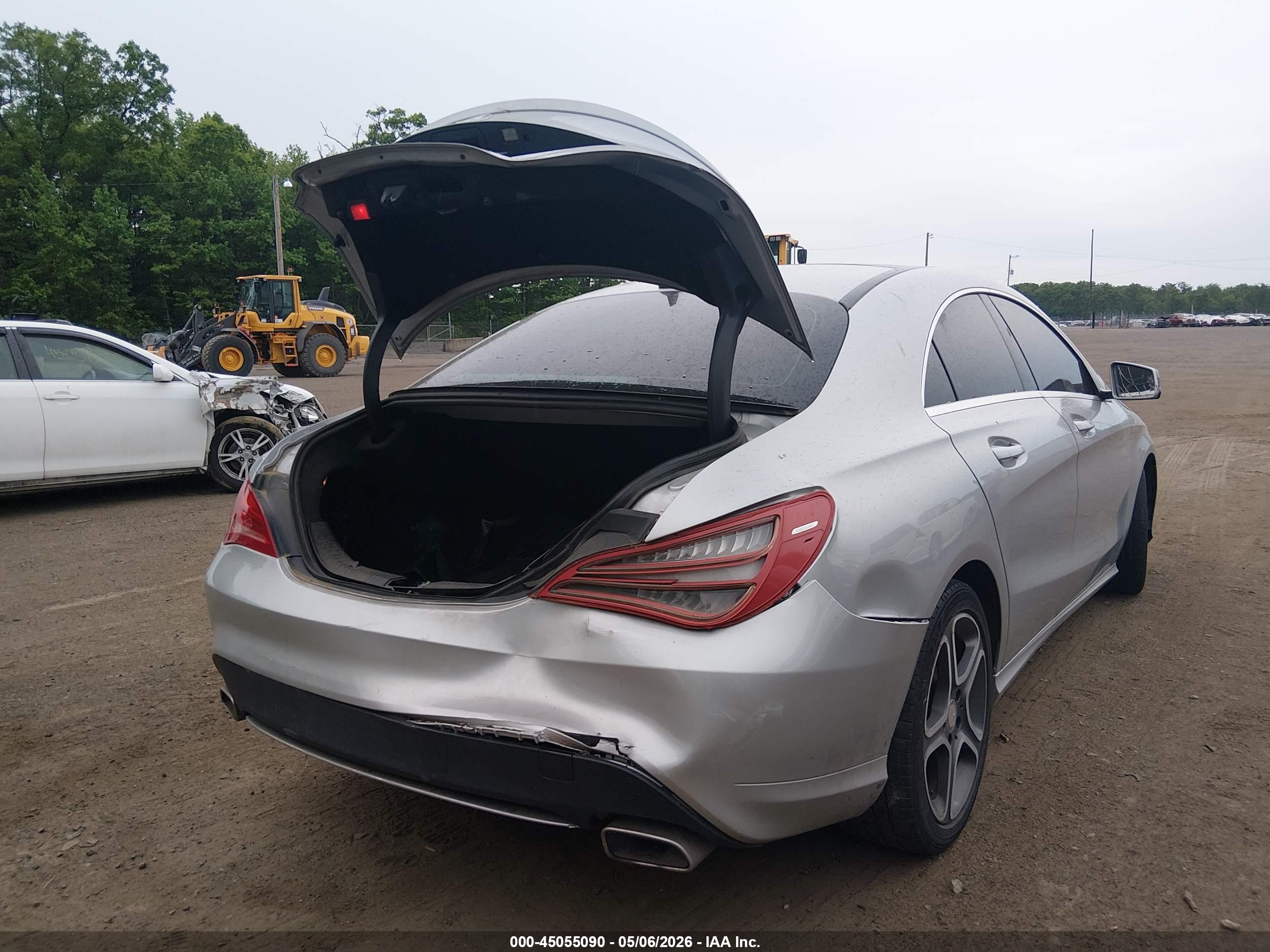 MERCEDES-BENZ CLA image 6