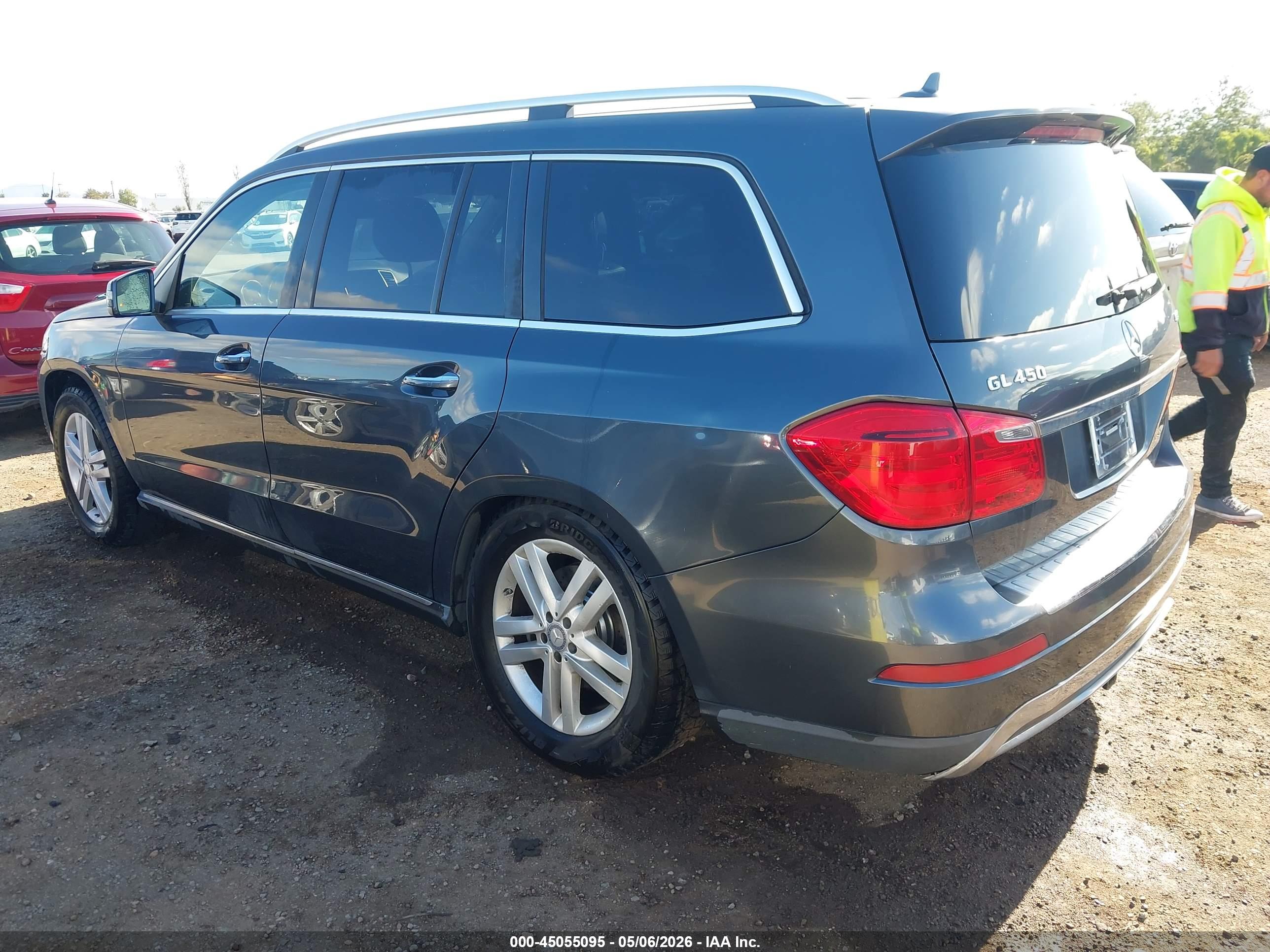 MERCEDES-BENZ GL image 3