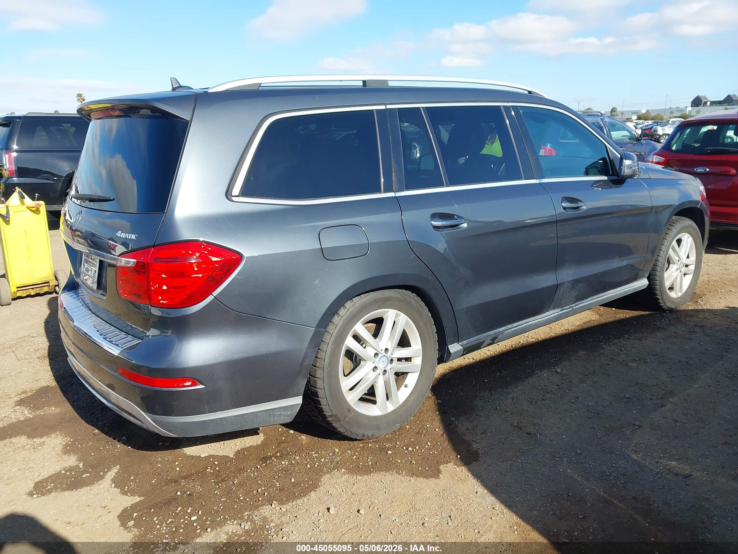 MERCEDES-BENZ GL image 4