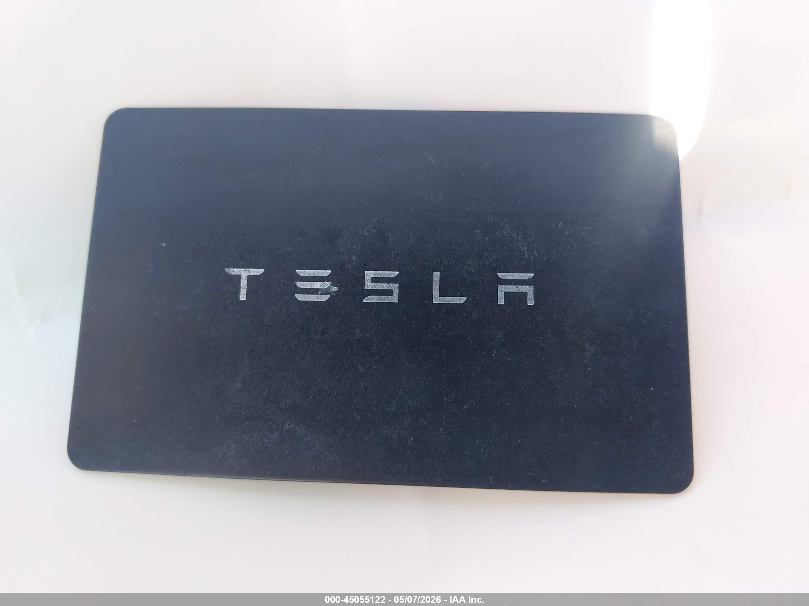 TESLA MODEL image 11
