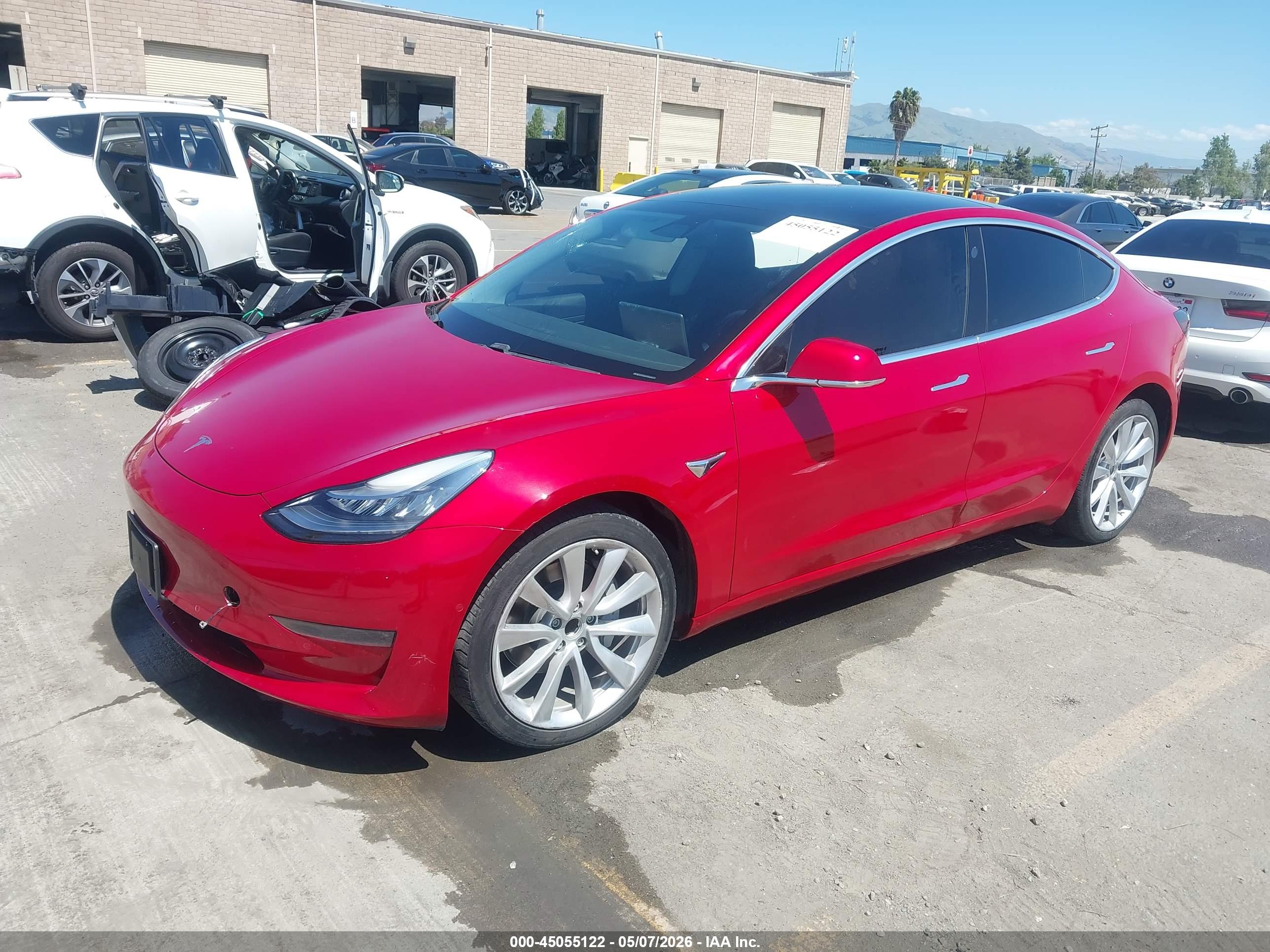 TESLA MODEL image 2