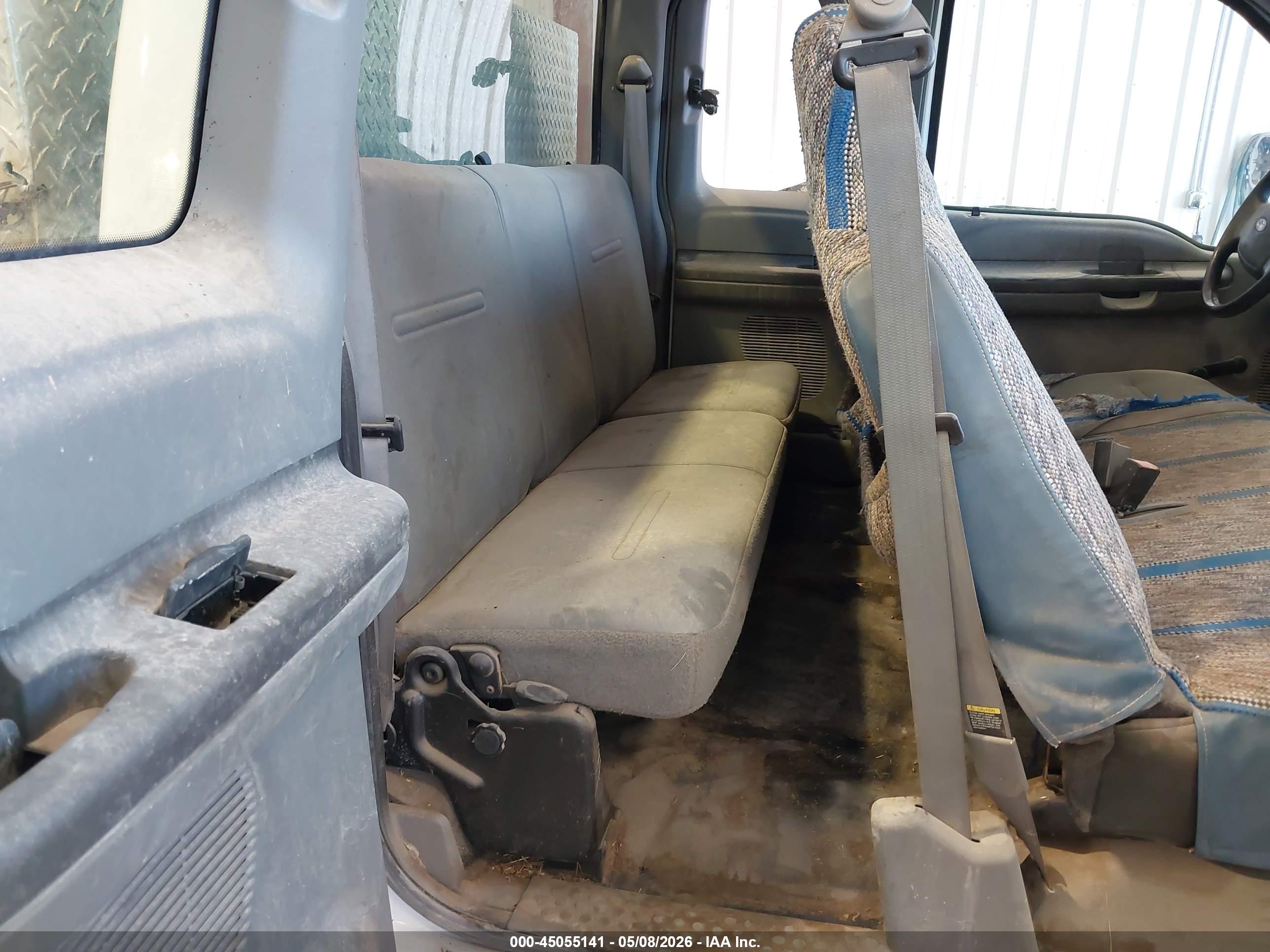 FORD F-250 image 8