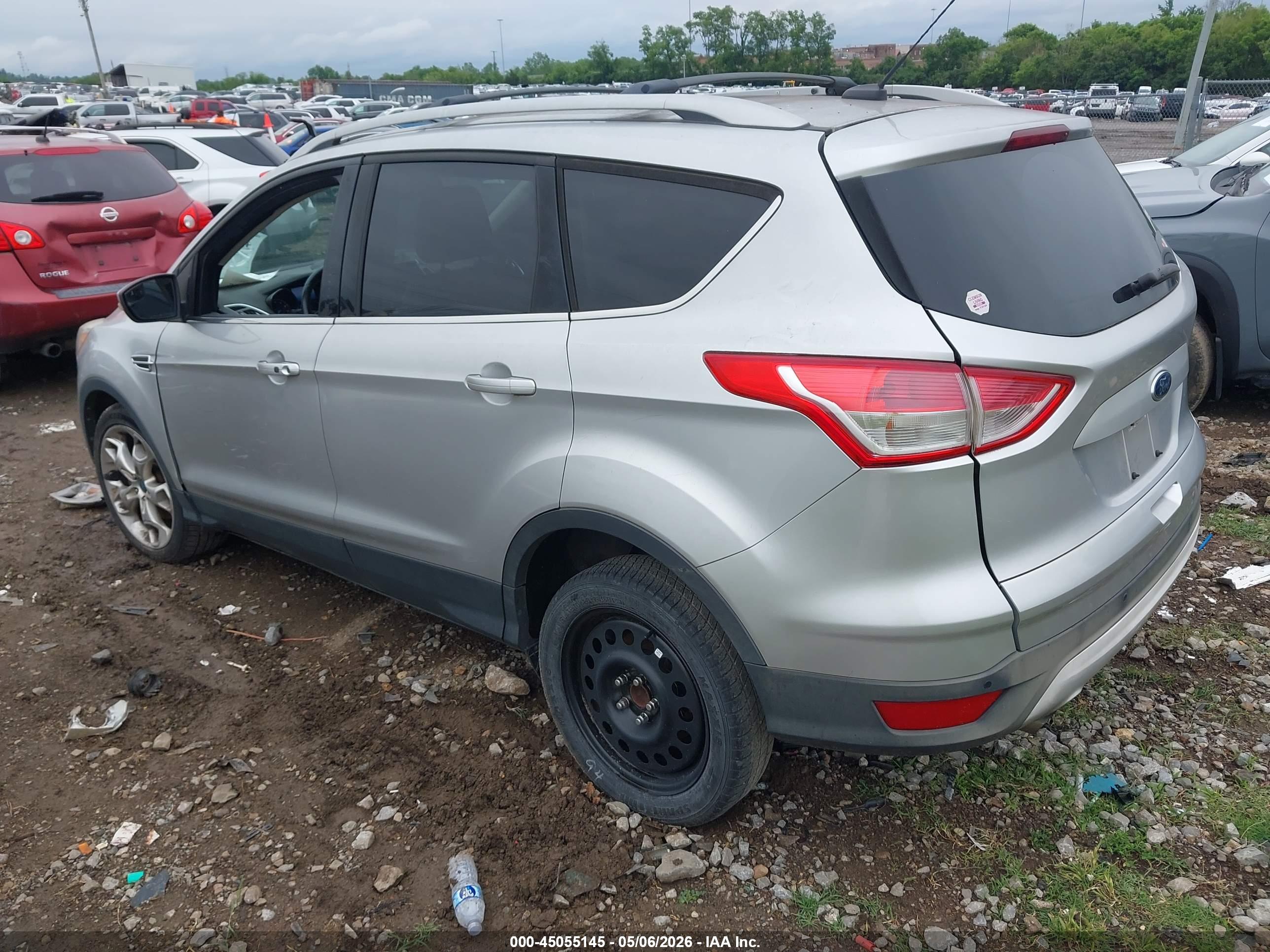 FORD ESCAPE image 3
