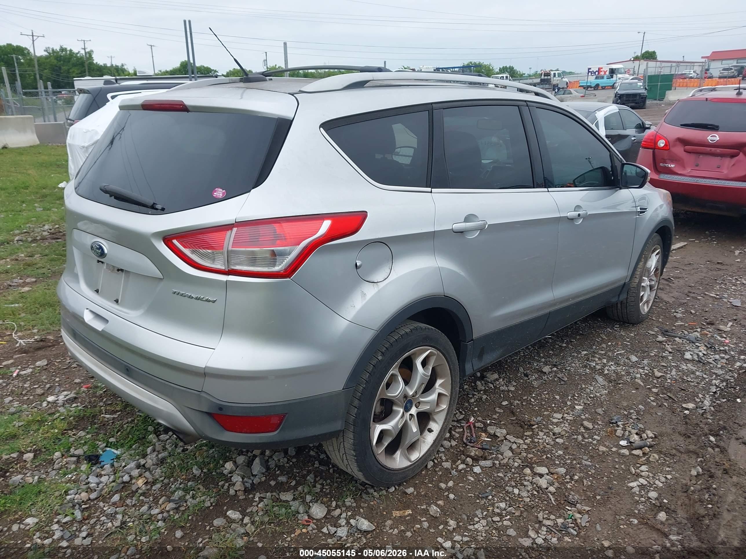FORD ESCAPE image 4