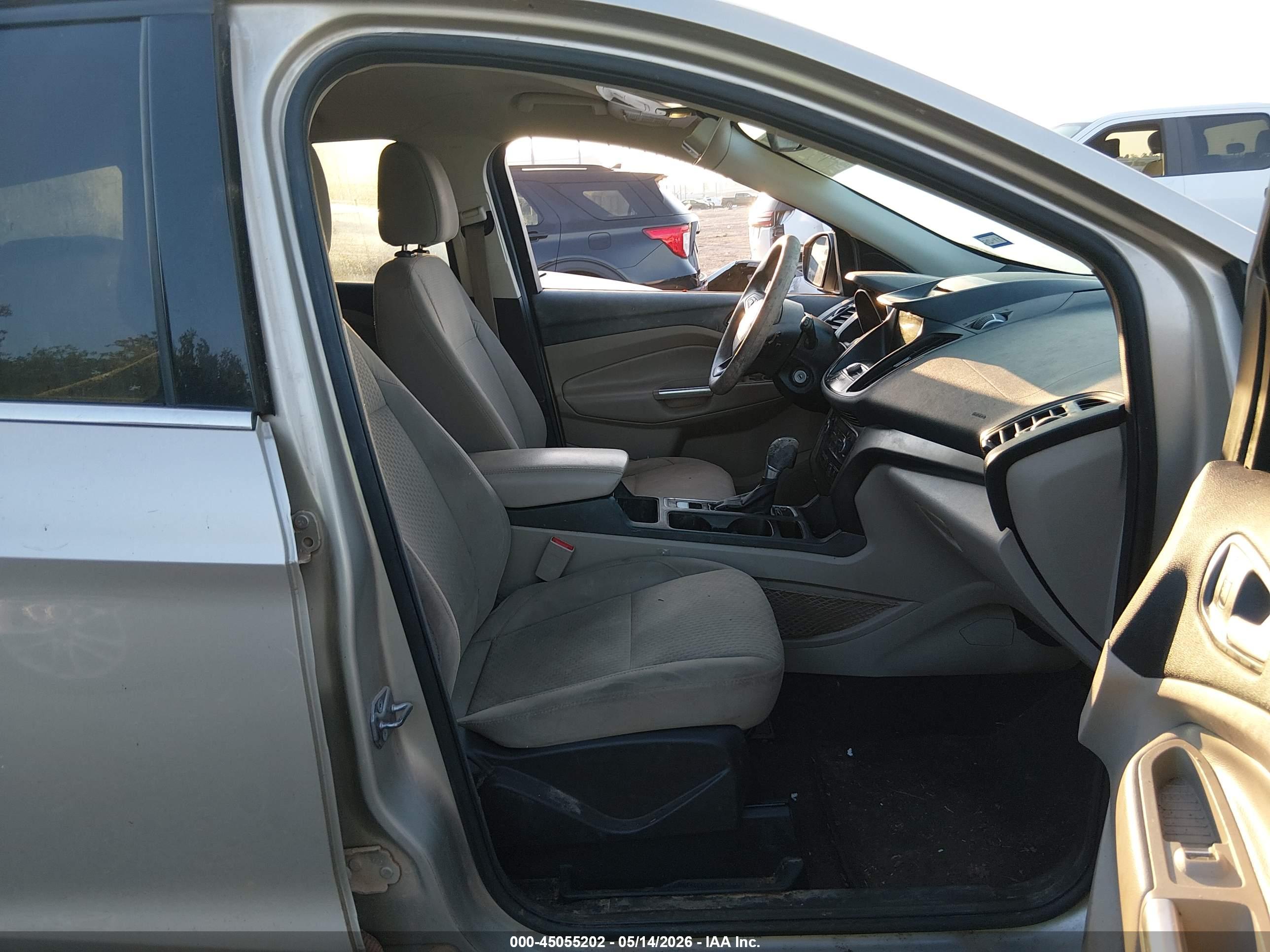 FORD ESCAPE image 5
