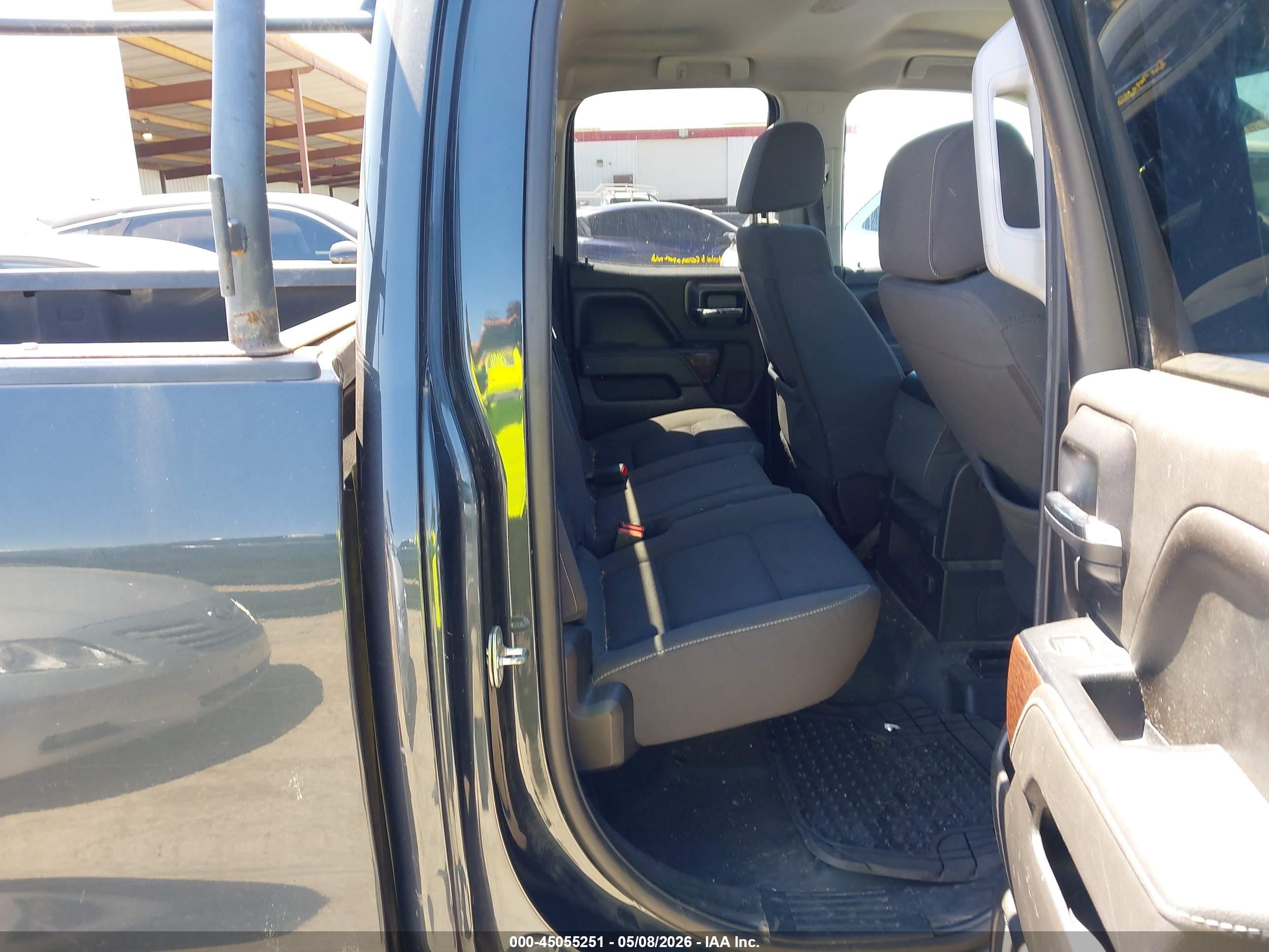 GMC SIERRA image 8