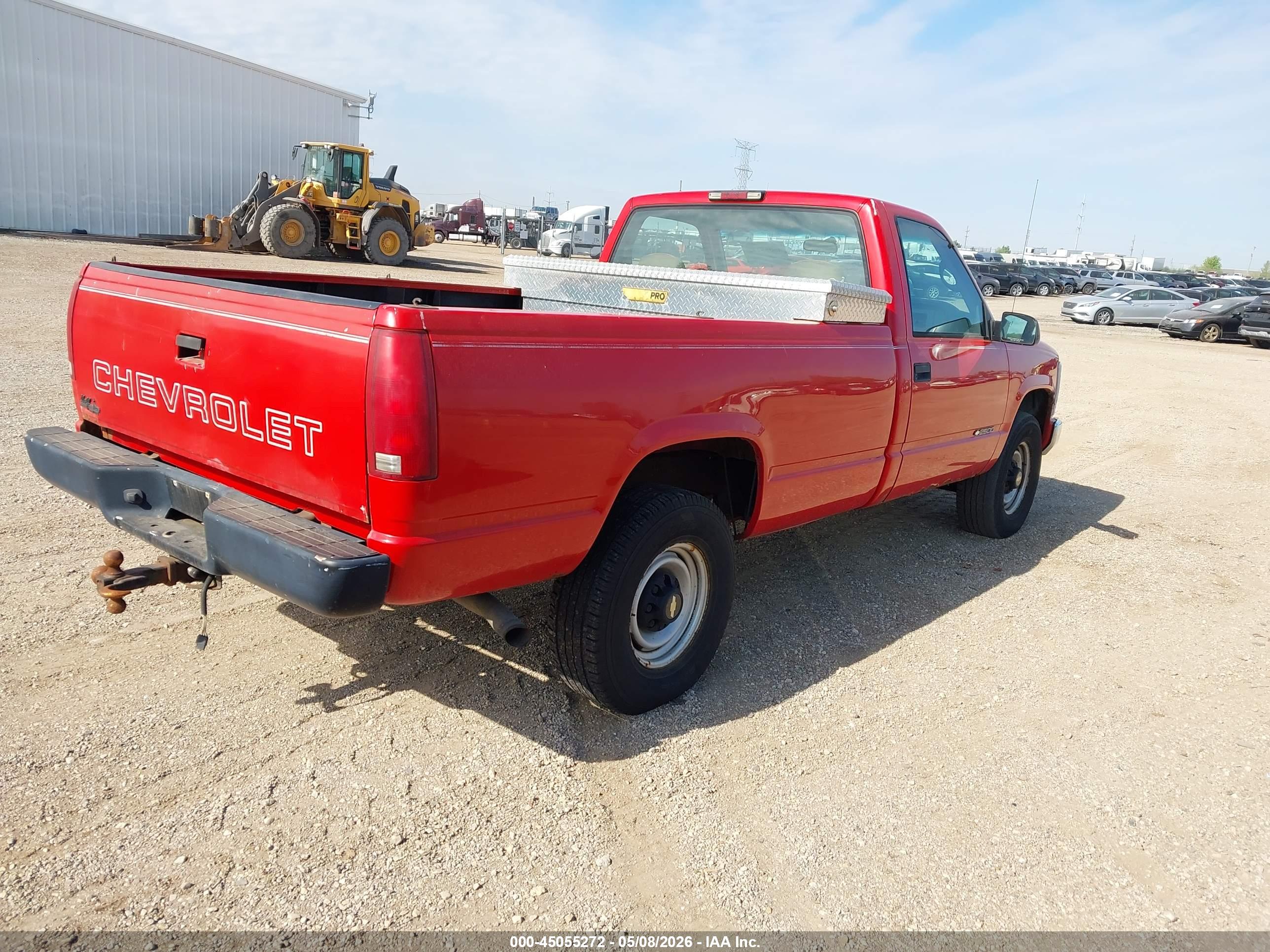 CHEVROLET C2500 image 4