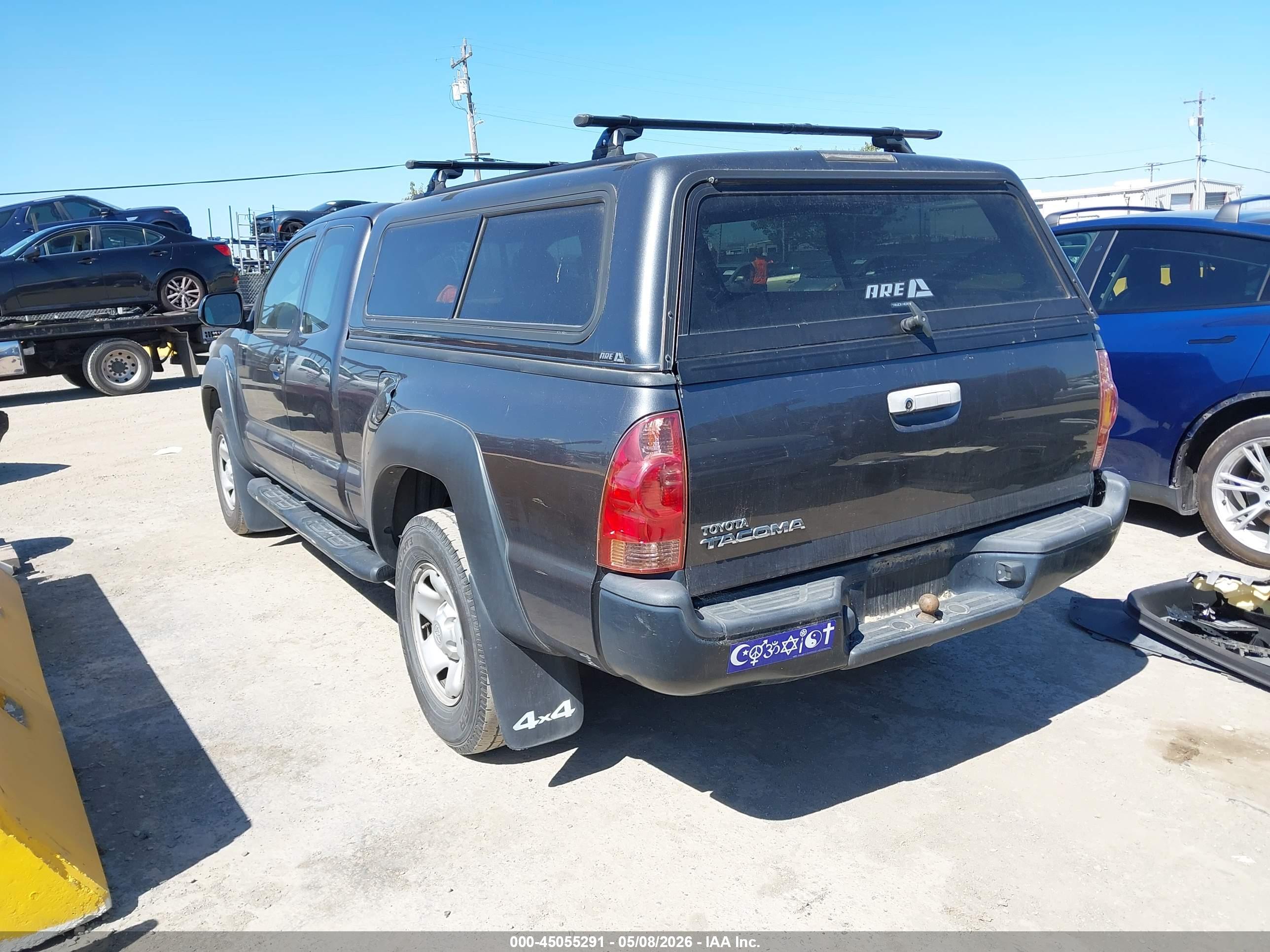 TOYOTA TACOMA image 3
