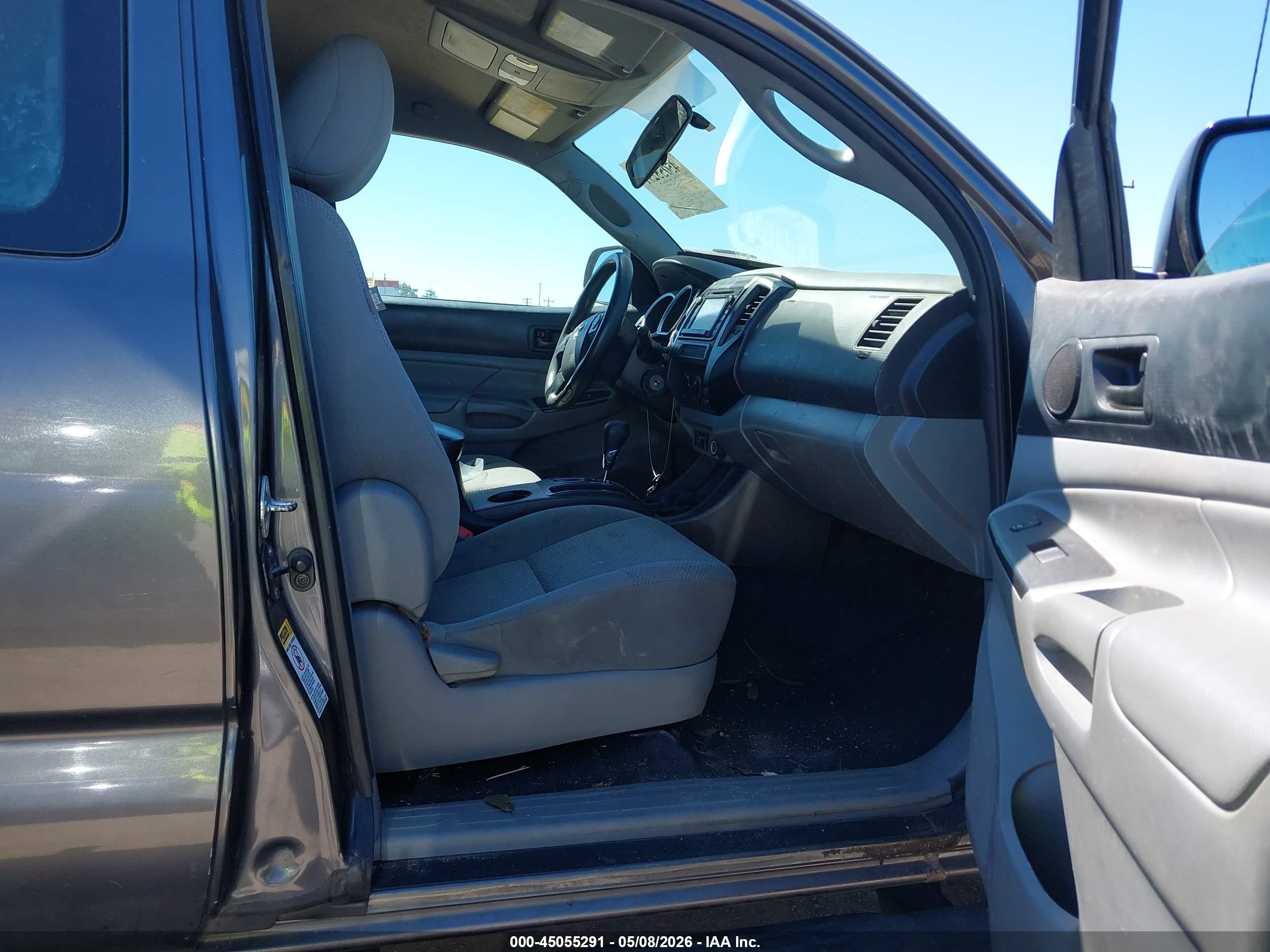 TOYOTA TACOMA image 5