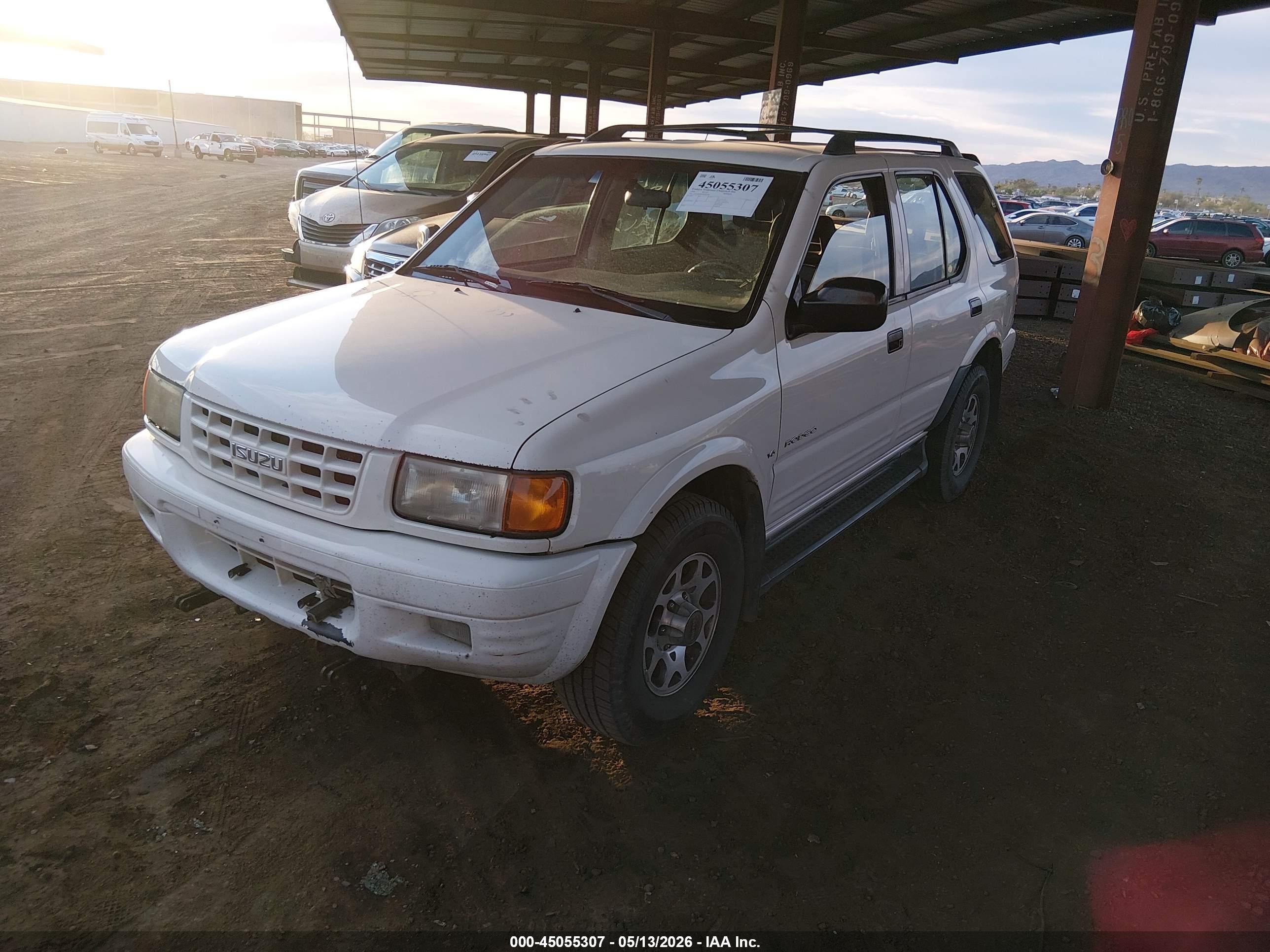 ISUZU RODEO image 2