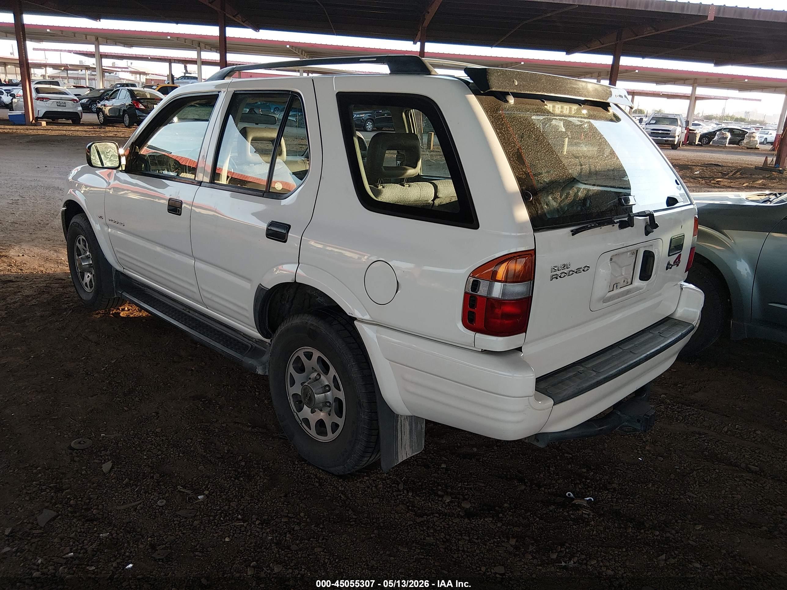 ISUZU RODEO image 3