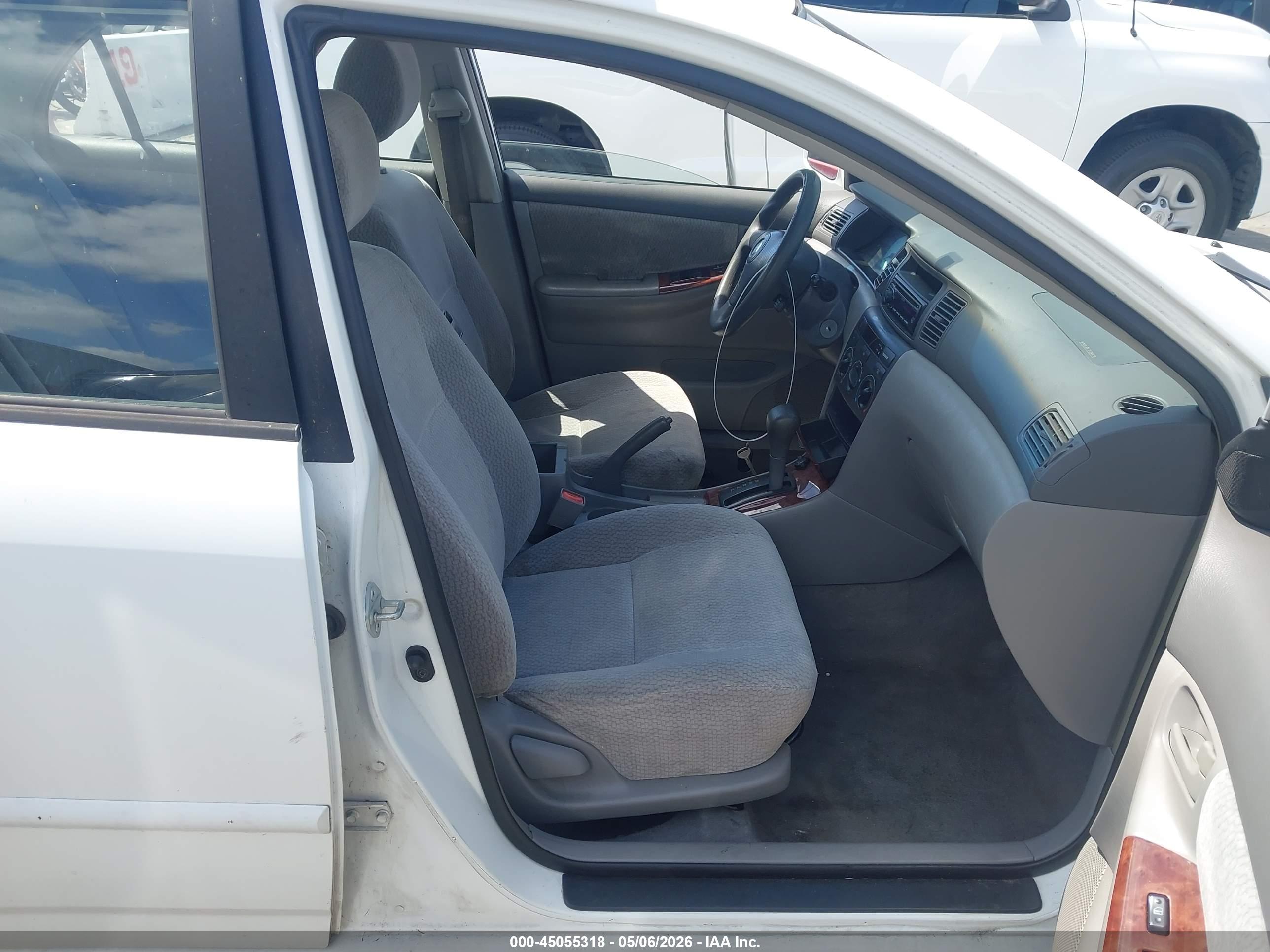 TOYOTA COROLLA image 5
