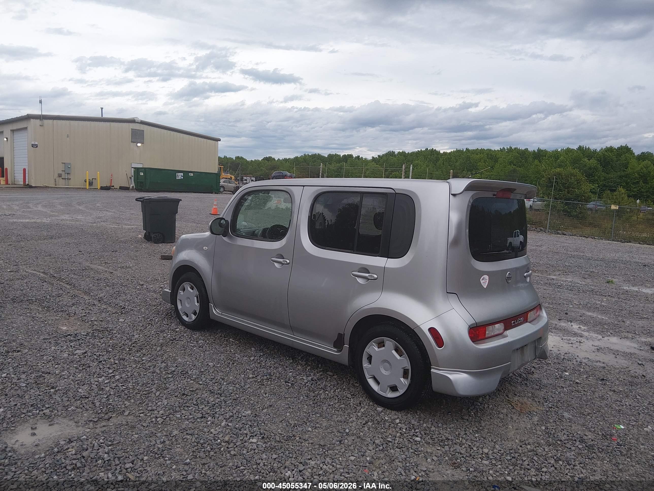 NISSAN CUBE image 3