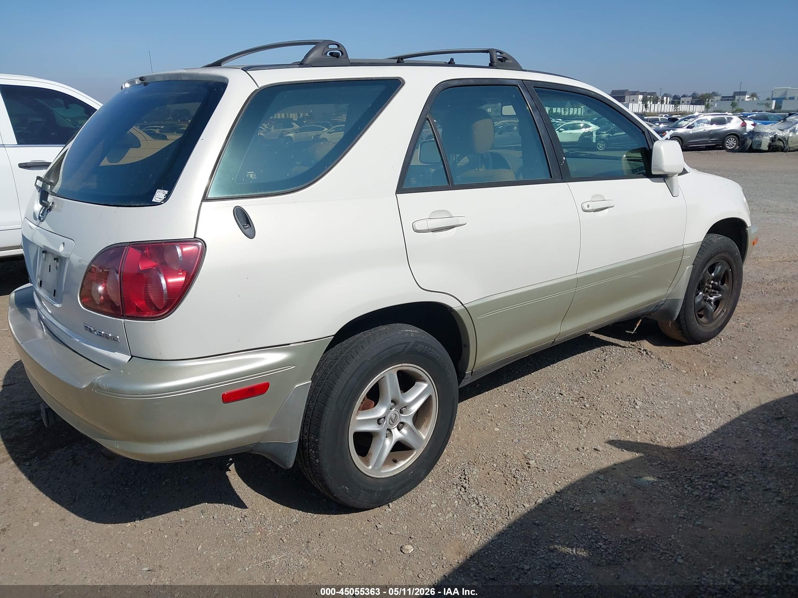 LEXUS RX image 4