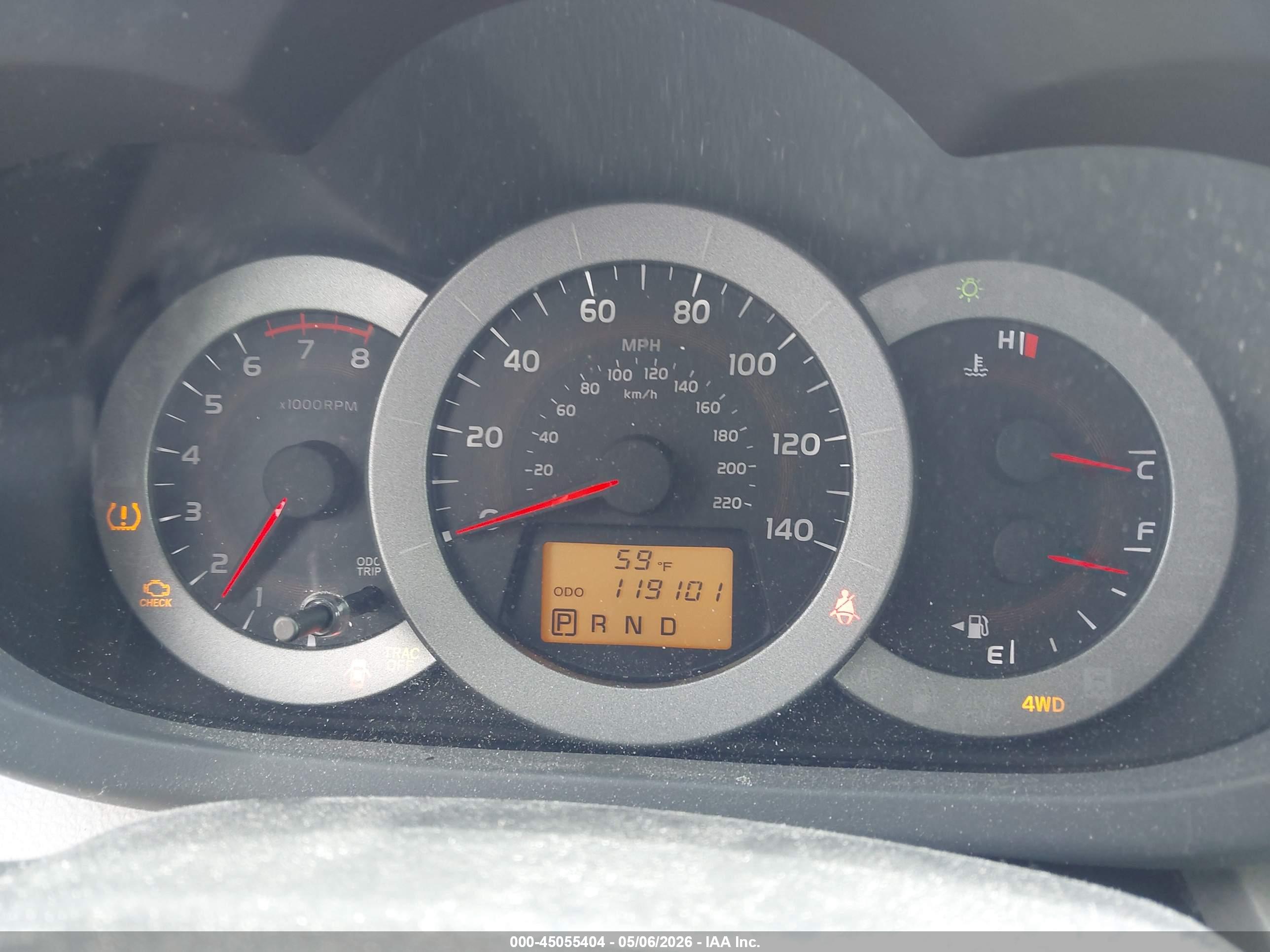 TOYOTA RAV4 image 7