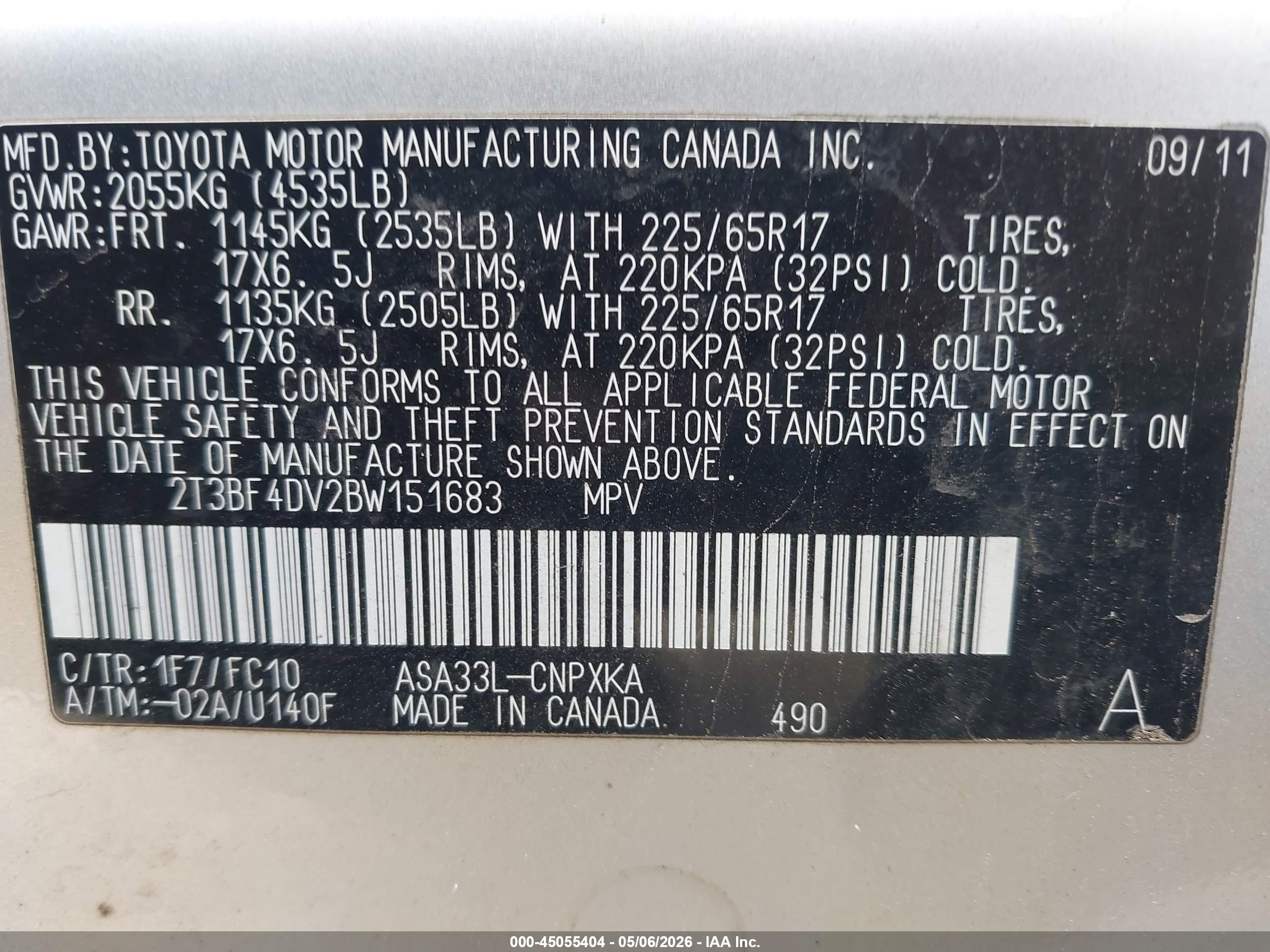 TOYOTA RAV4 image 9