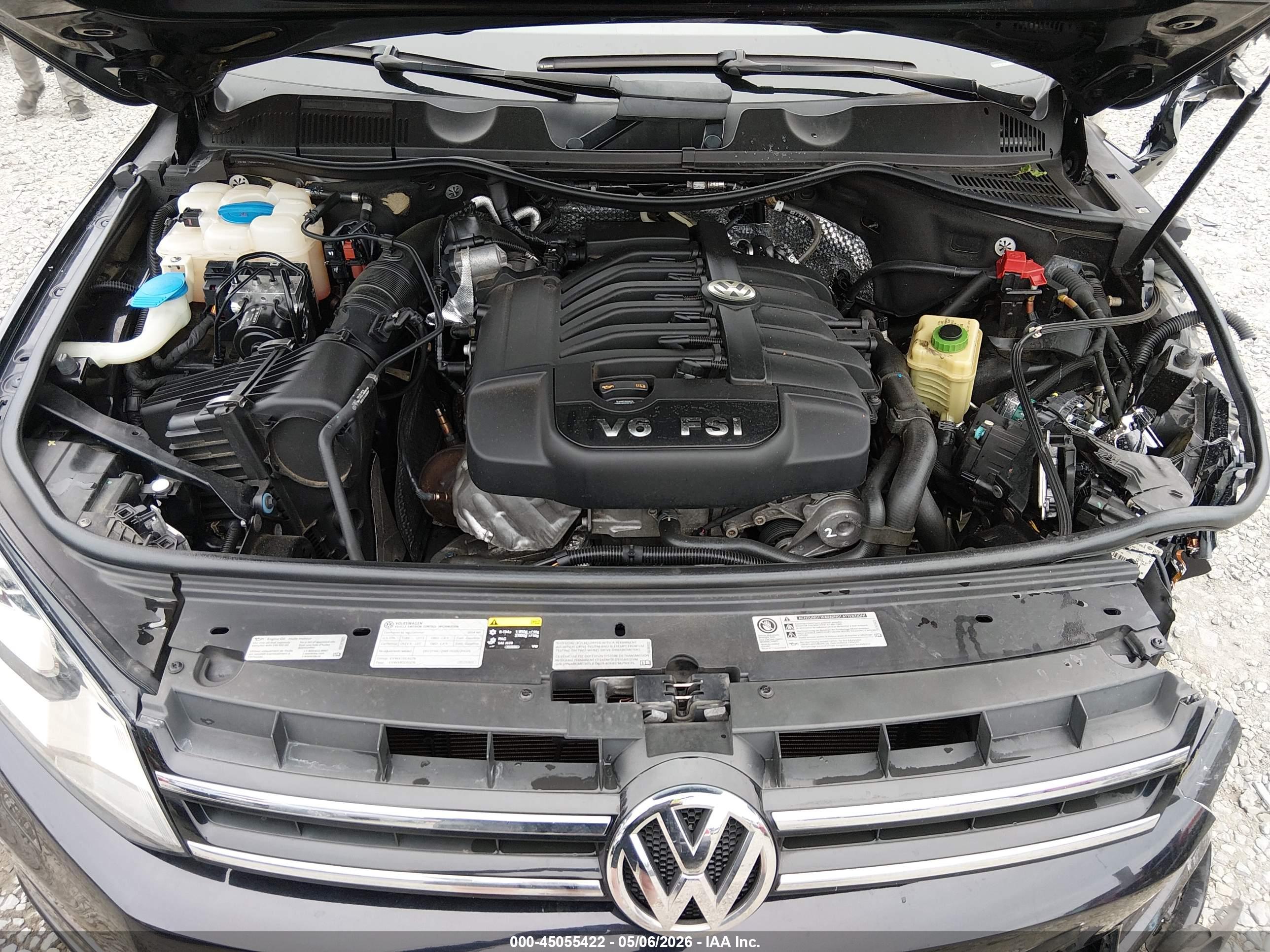 VOLKSWAGEN TOUAREG image 10