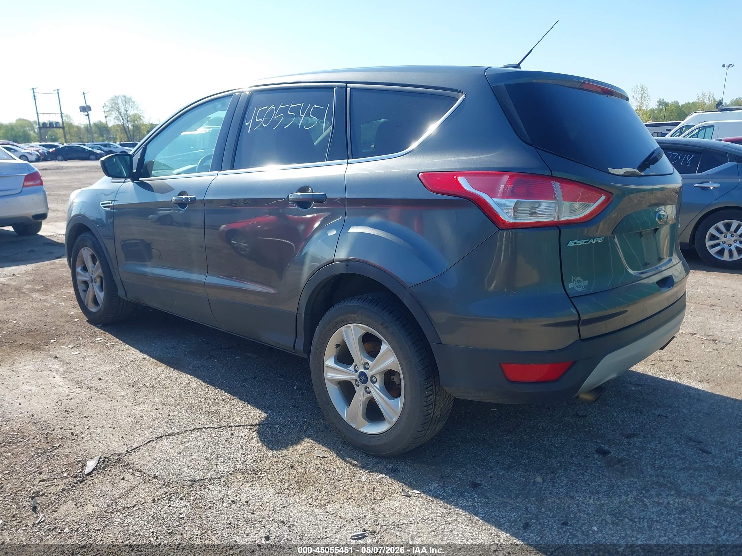 FORD ESCAPE image 3