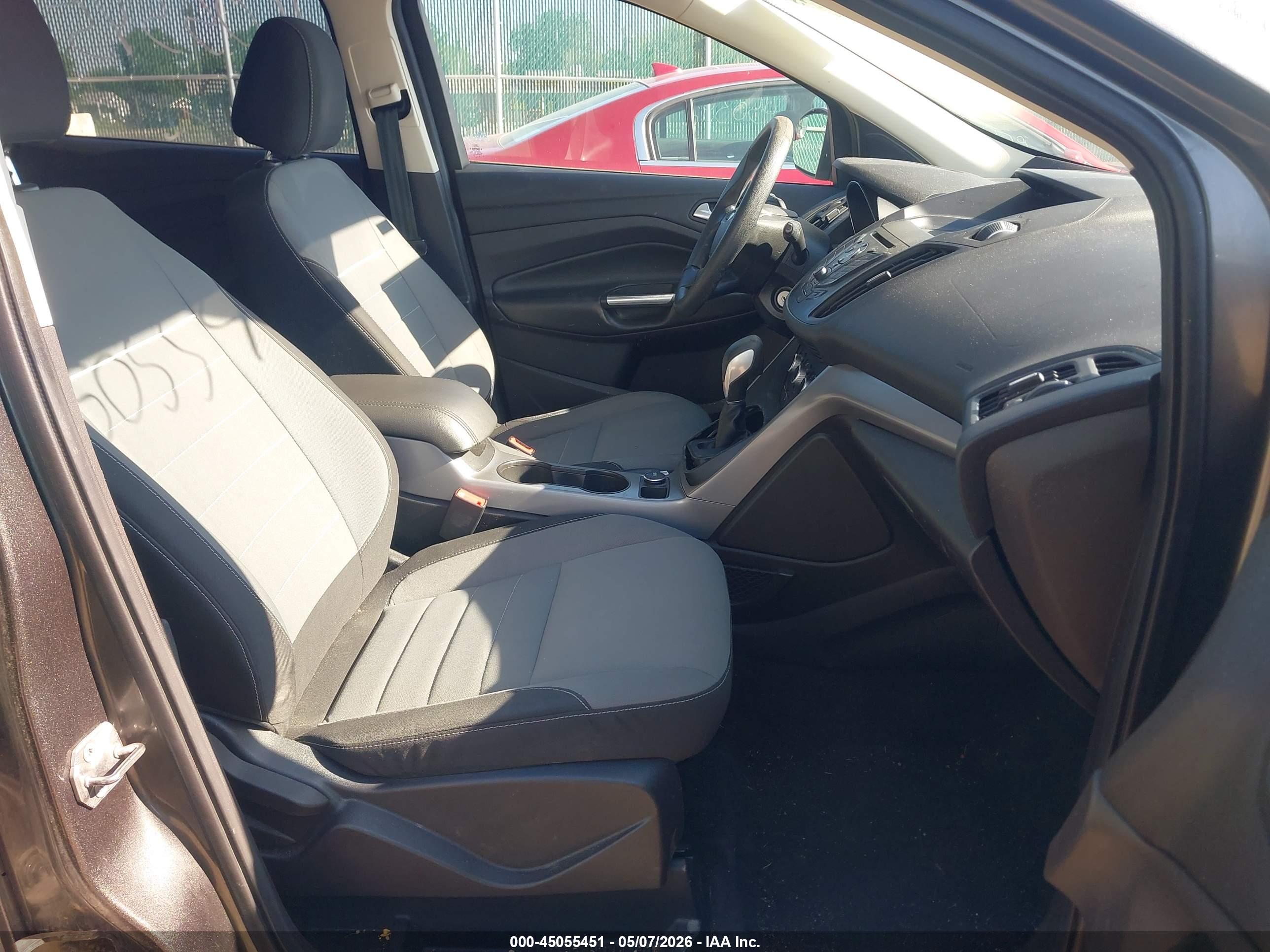 FORD ESCAPE image 5