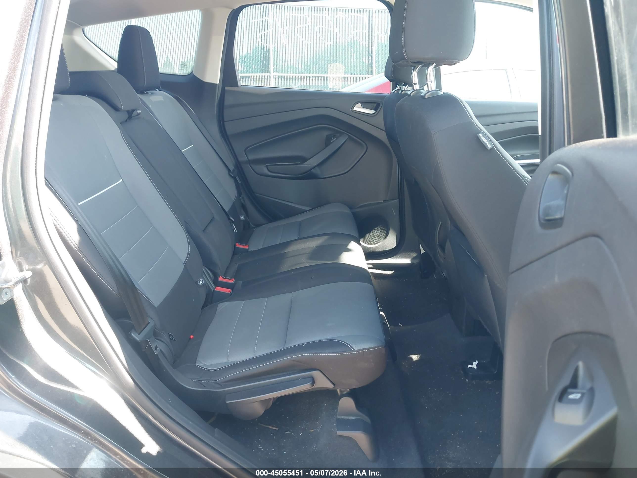 FORD ESCAPE image 8