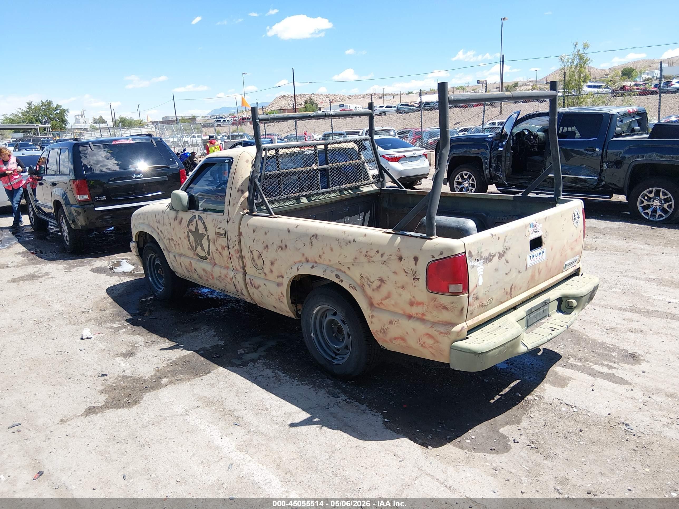 CHEVROLET S-10 image 3