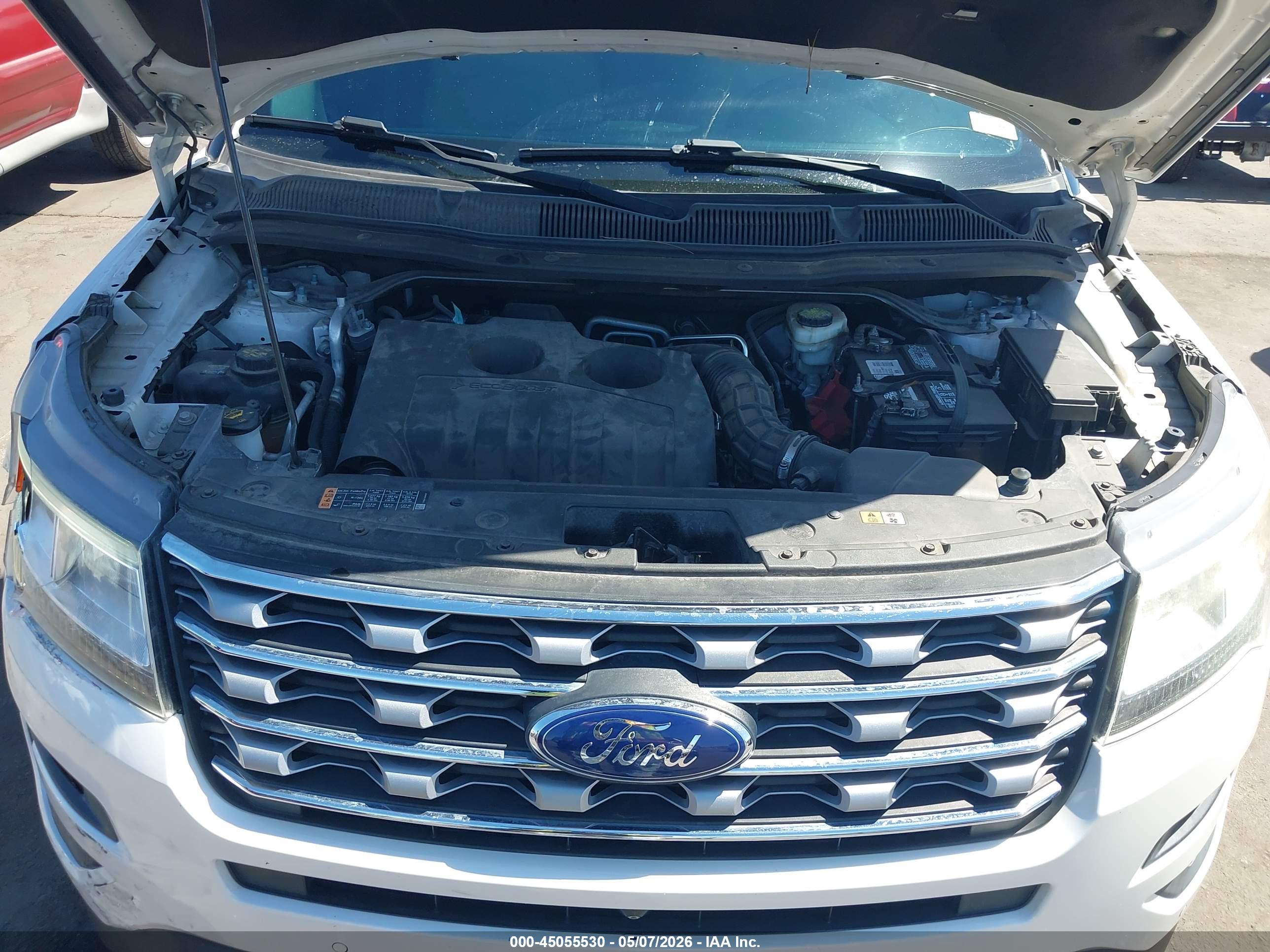 FORD EXPLORER image 10