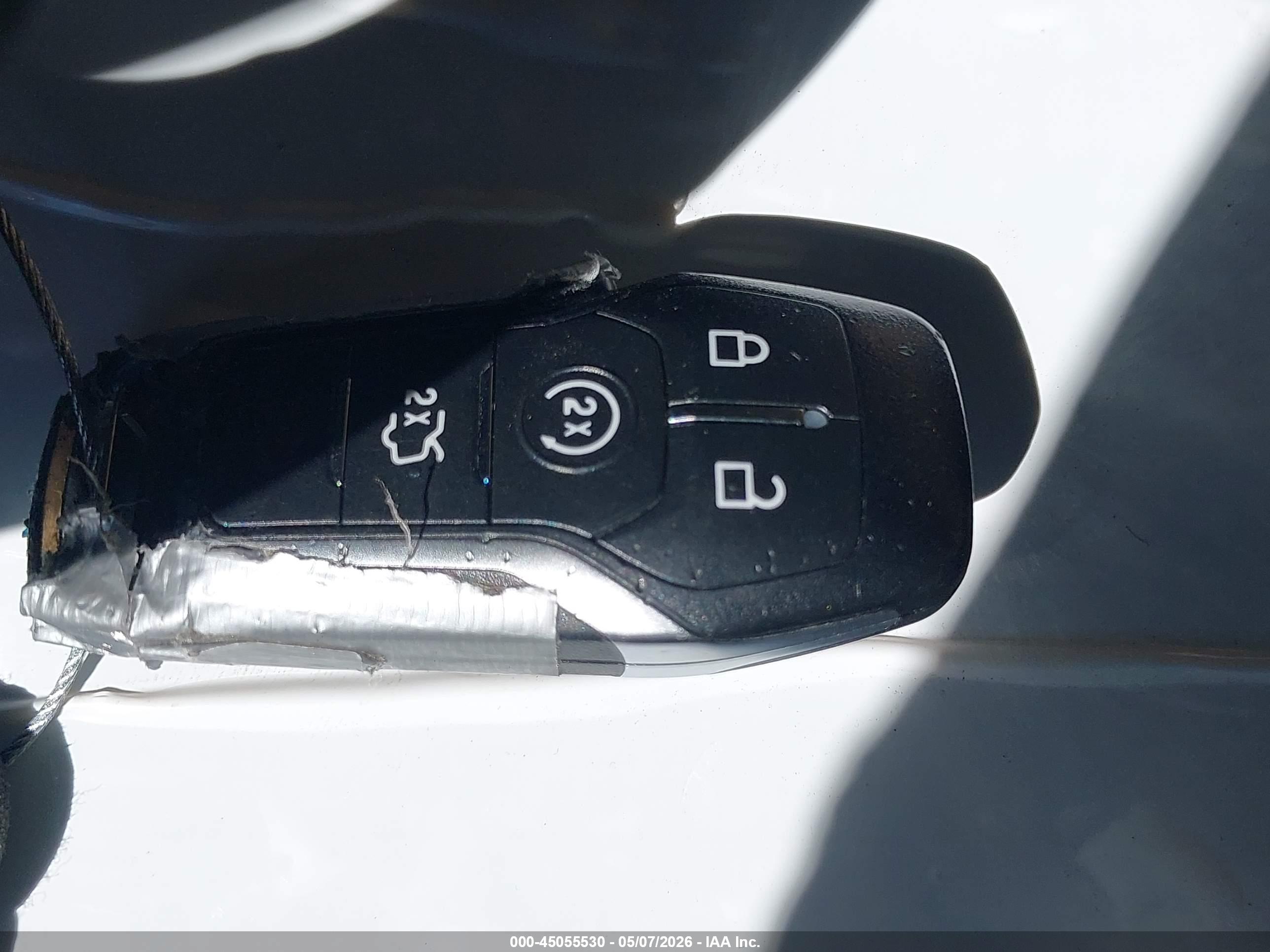 FORD EXPLORER image 11