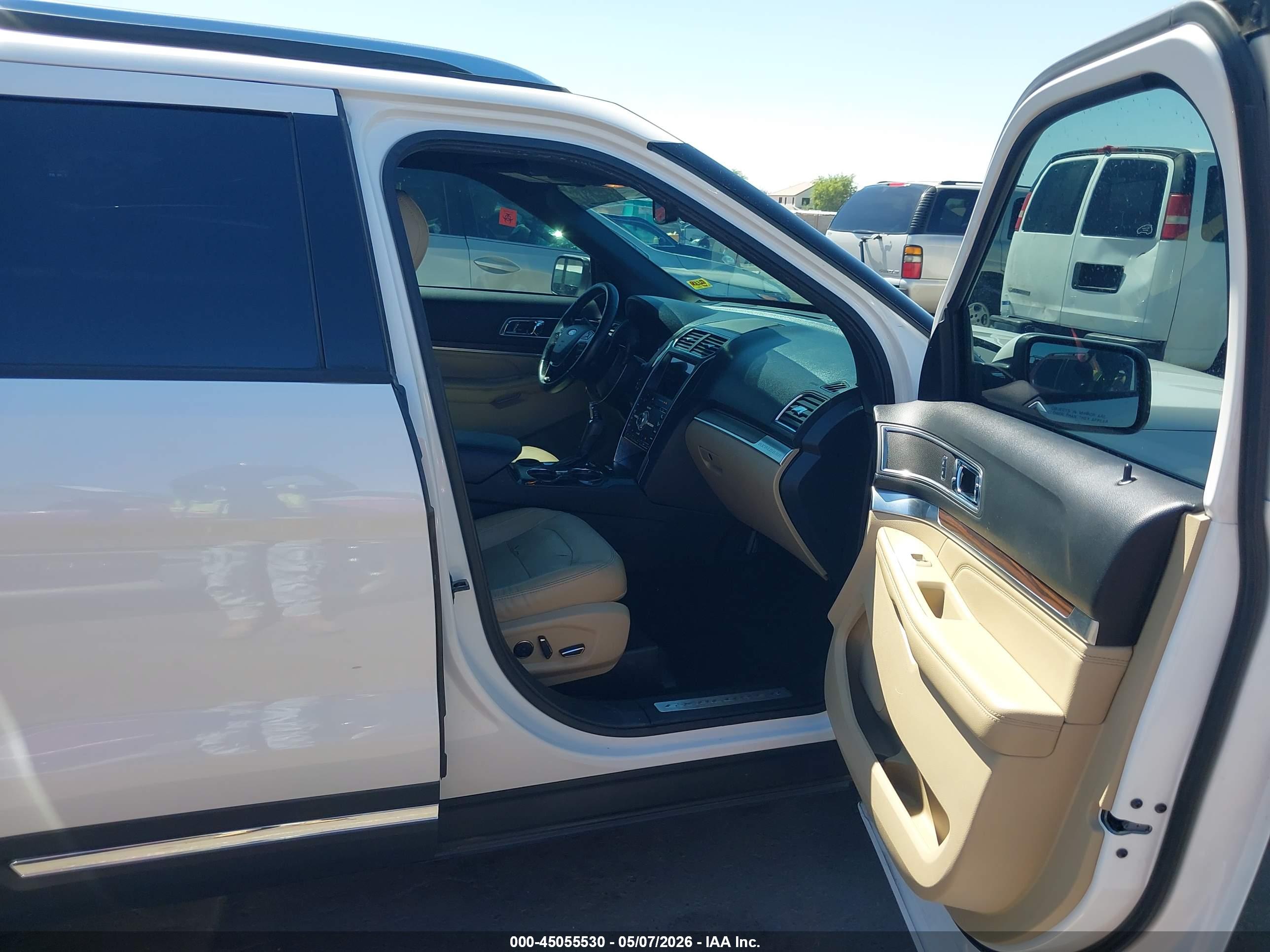 FORD EXPLORER image 5