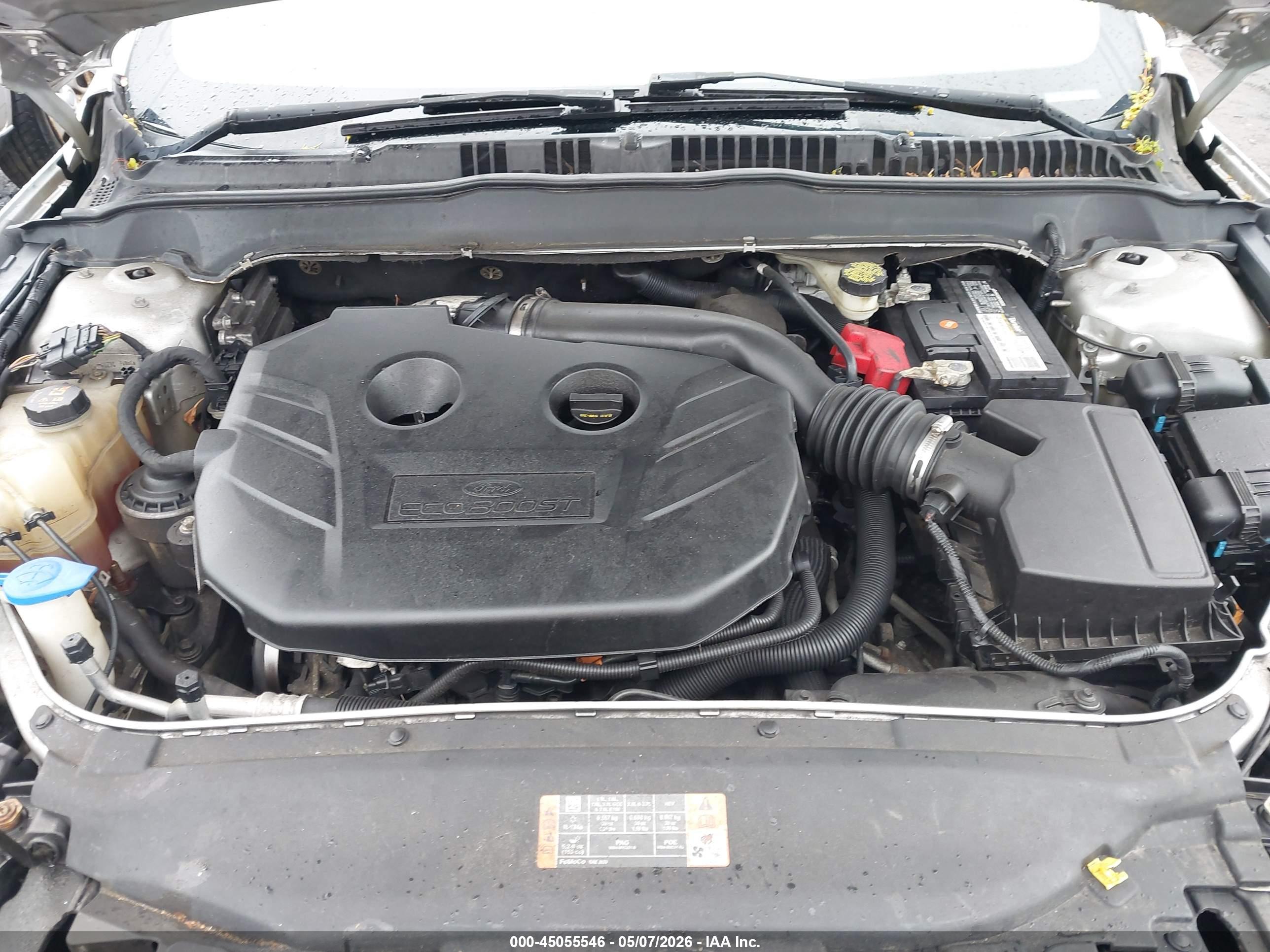 FORD FUSION image 10