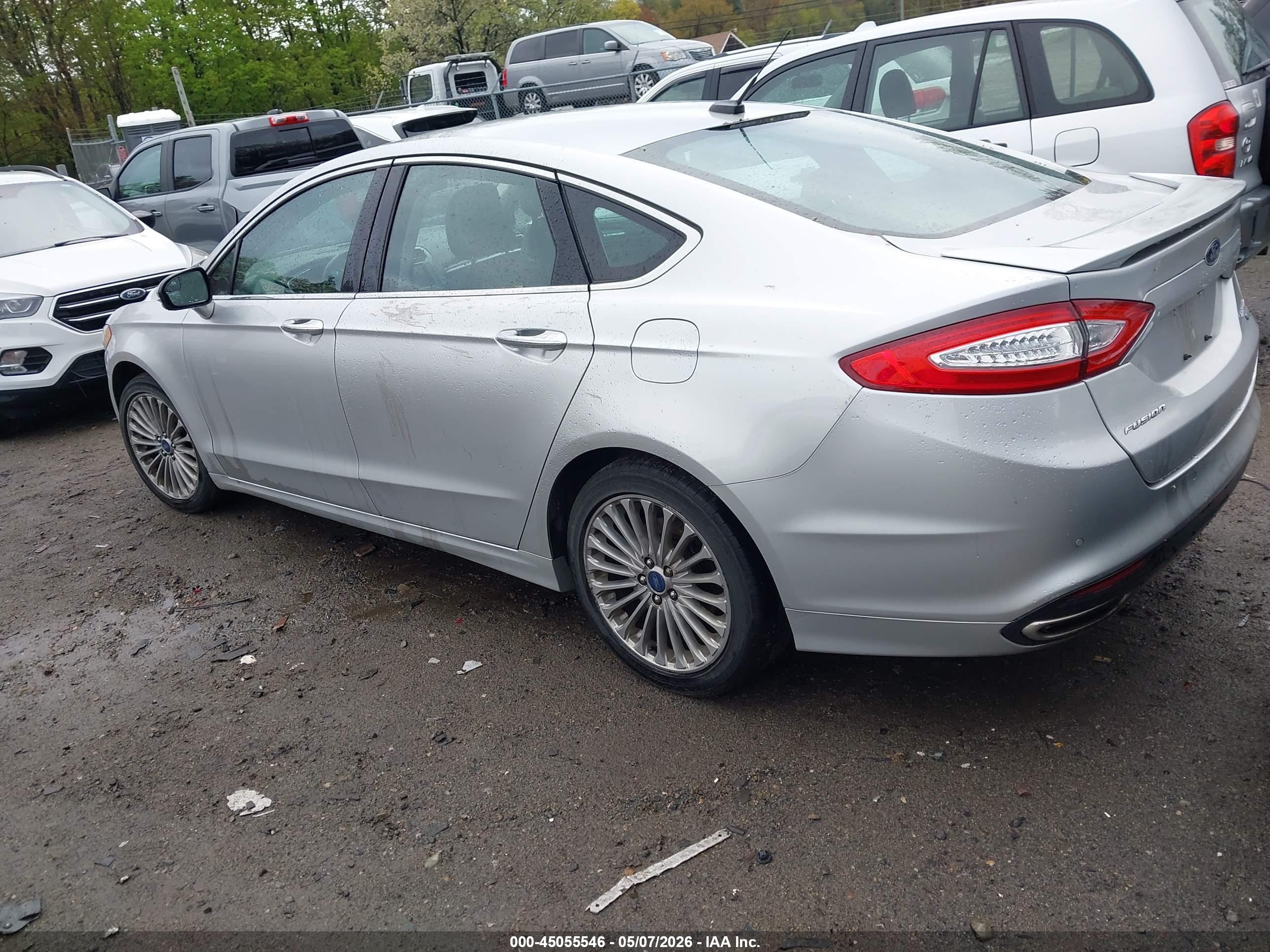FORD FUSION image 3
