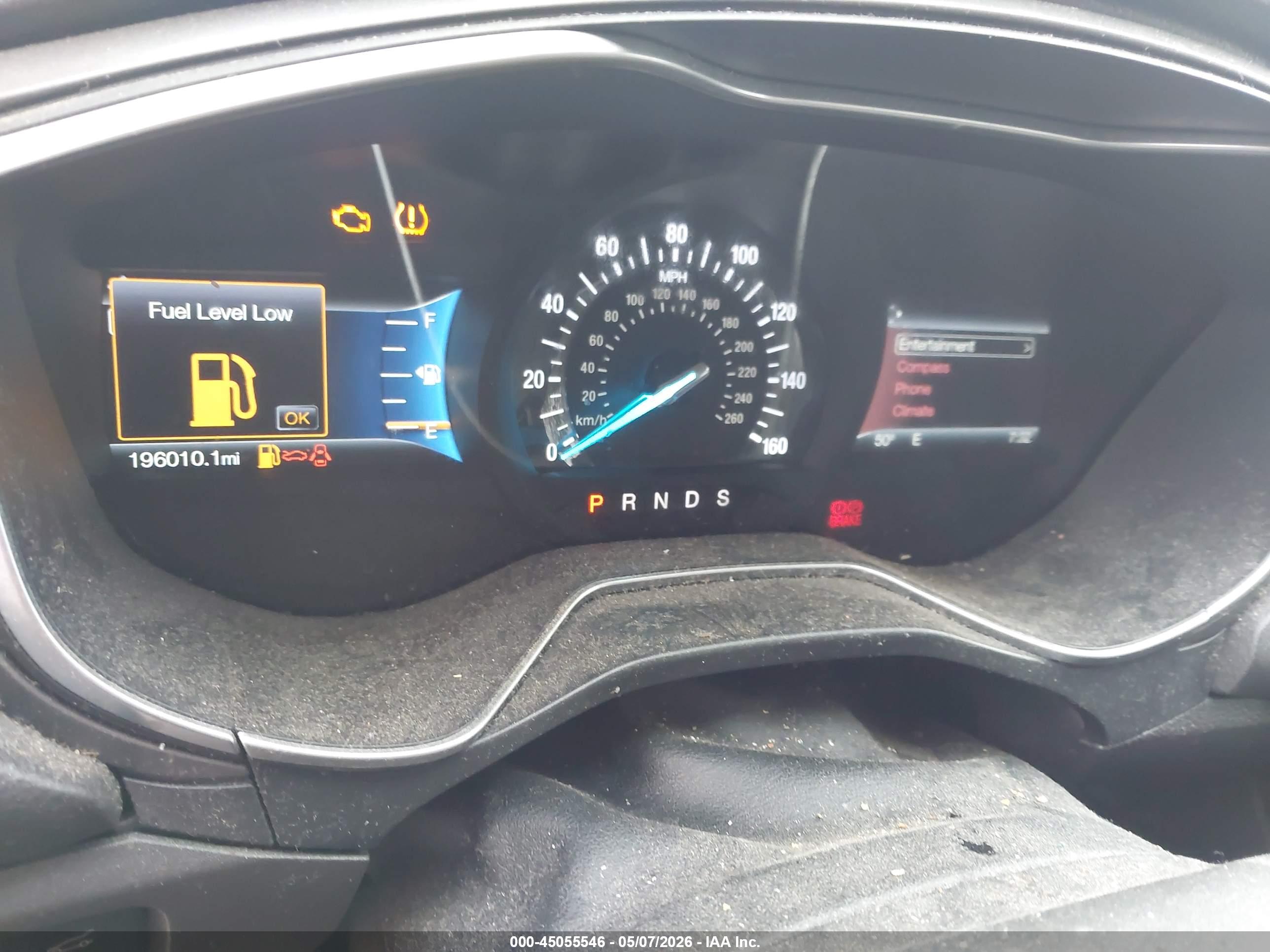 FORD FUSION image 7