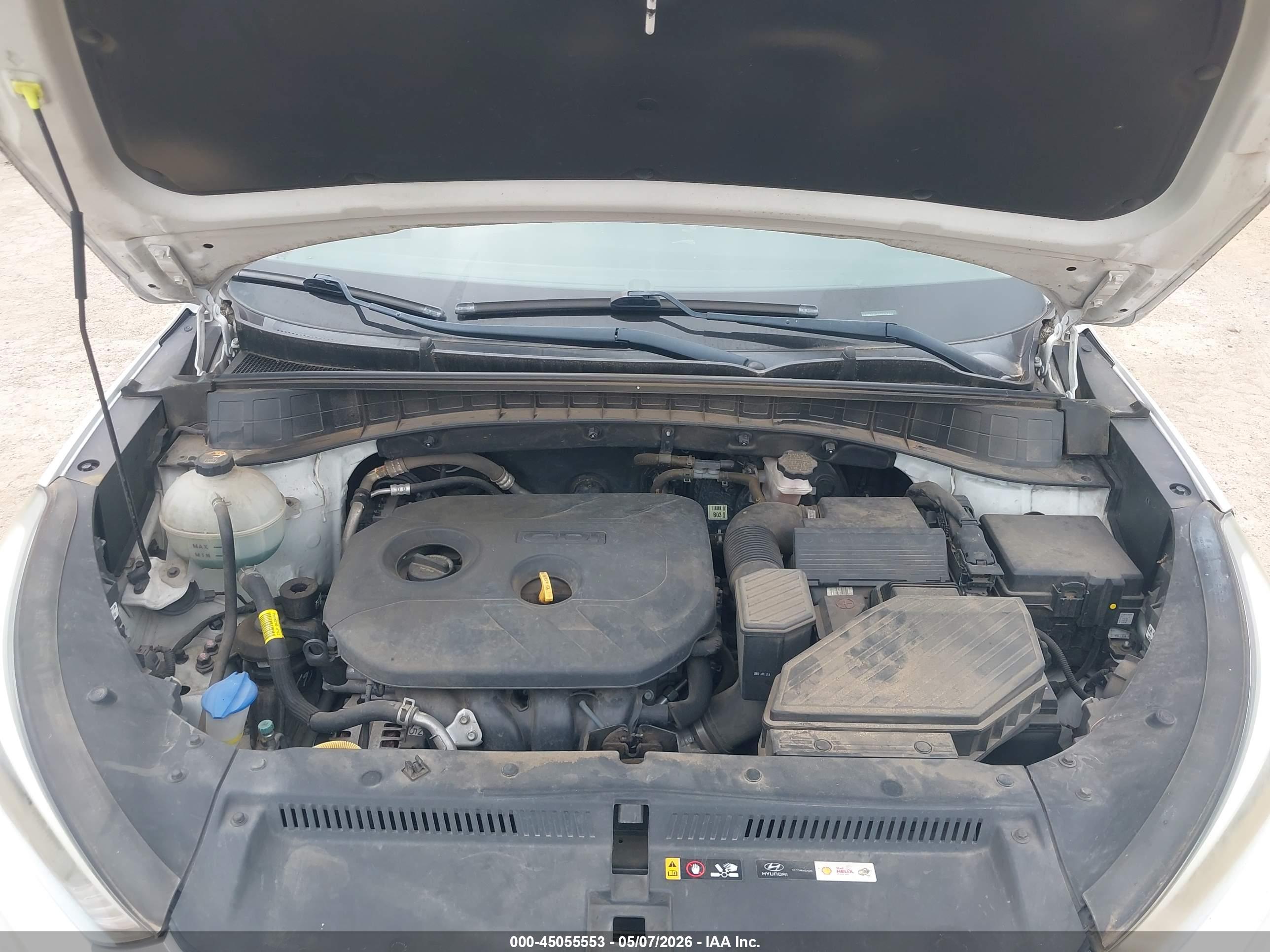 HYUNDAI TUCSON image 10