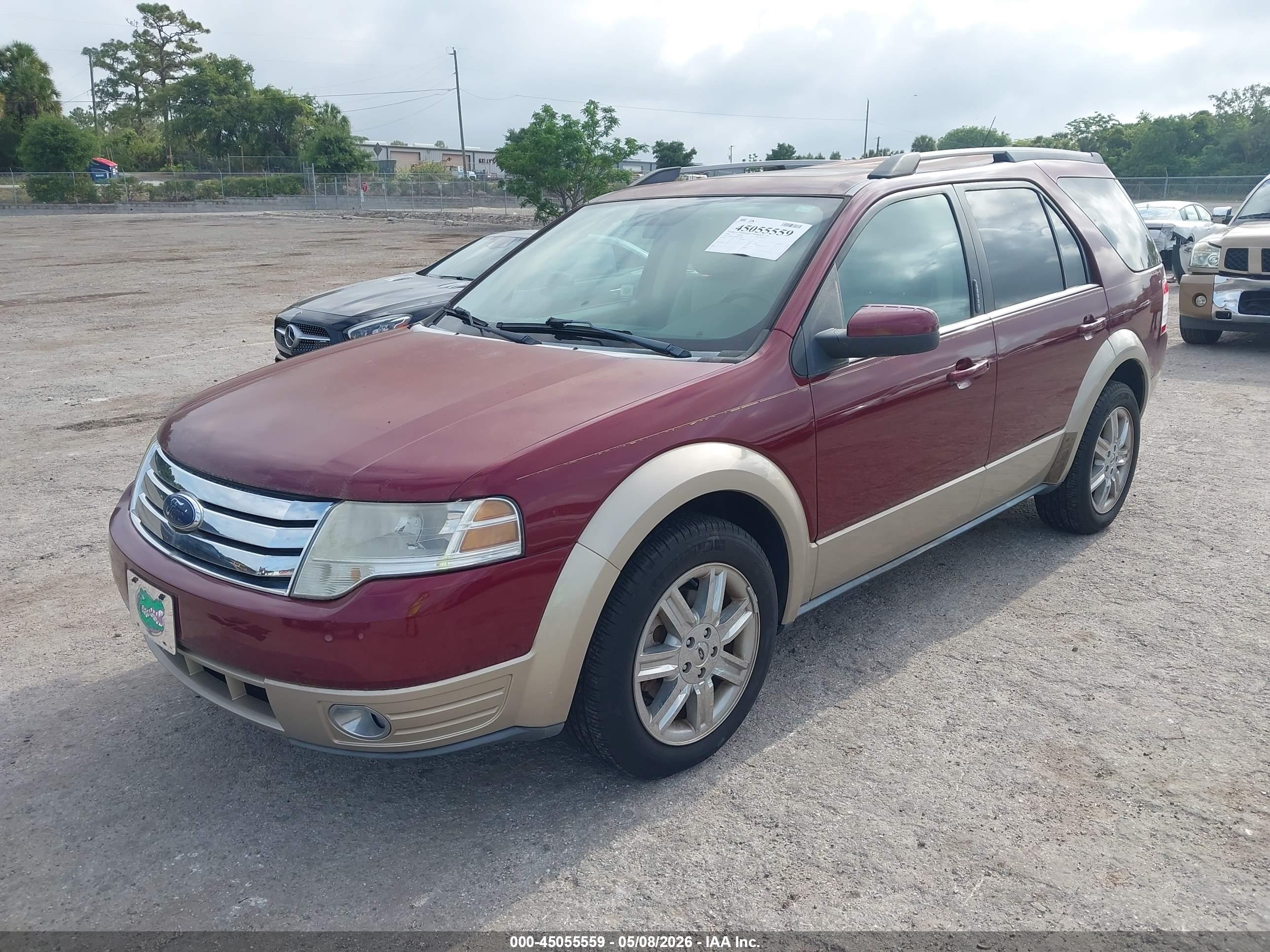 FORD TAURUS image 6